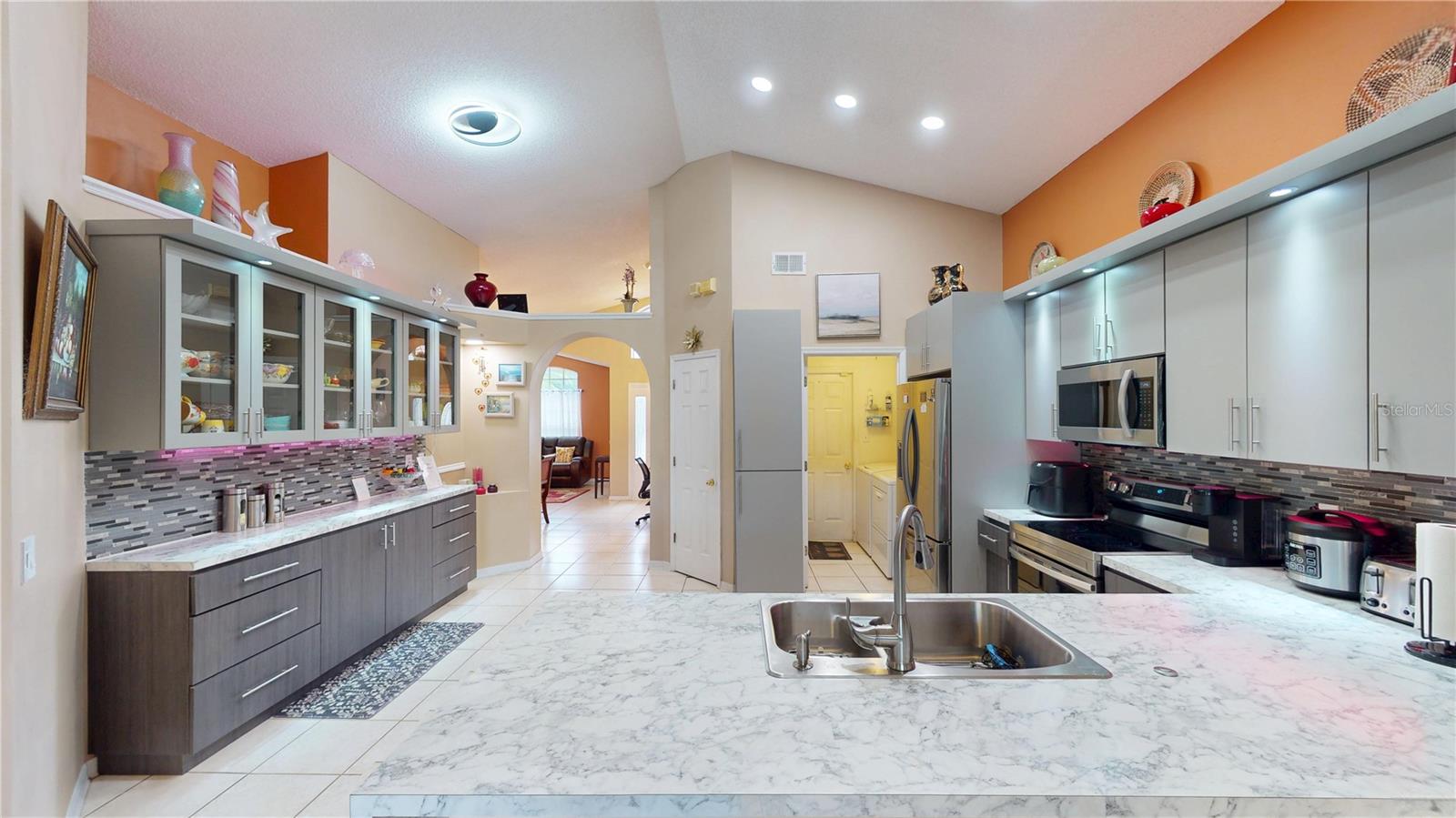 Image 15 of 51 For 2506 Shelby Circle