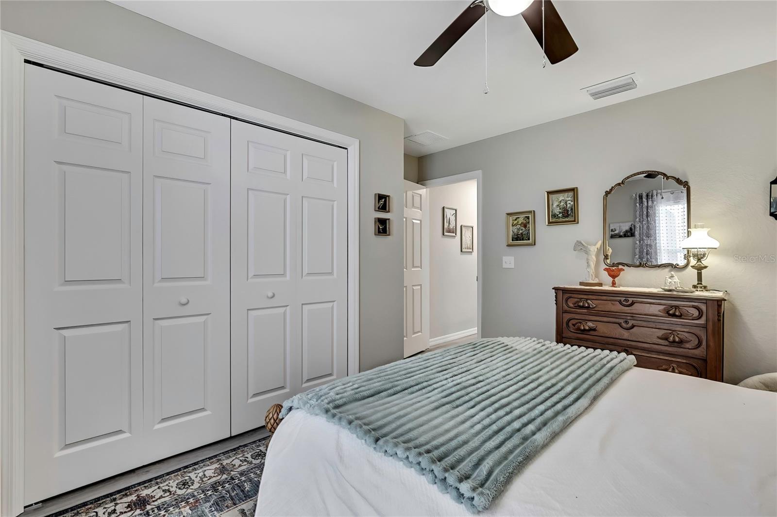 Image 21 of 43 For 5755 Summerfield Point
