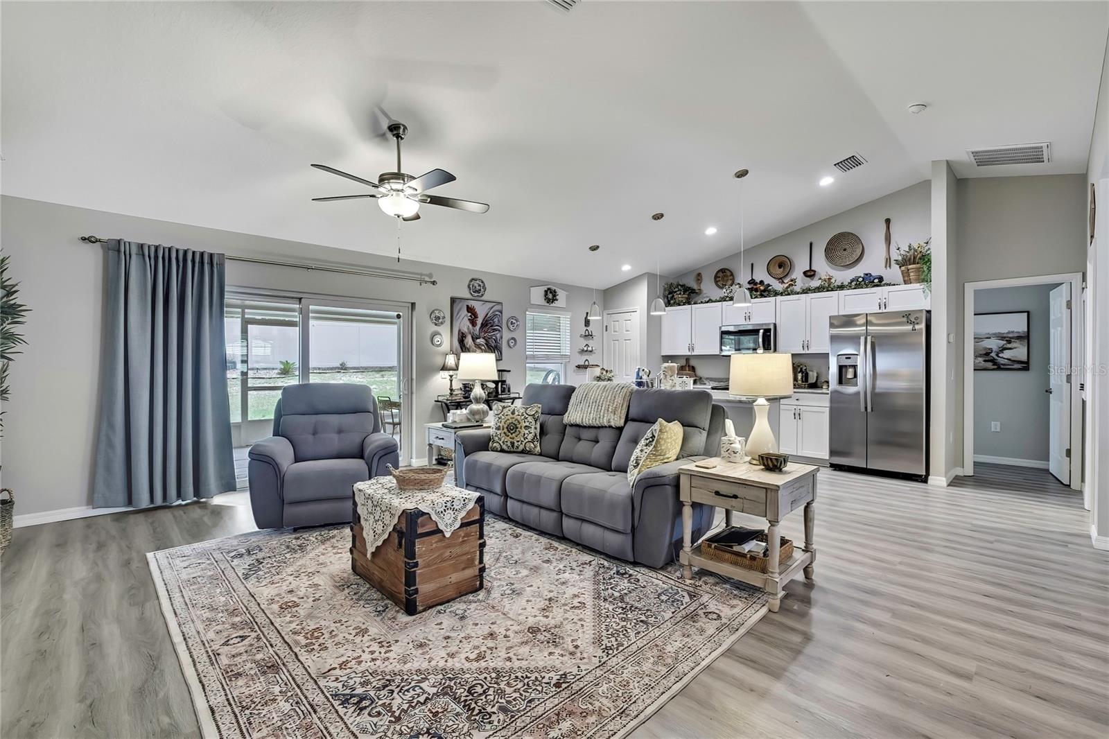 Image 3 of 43 For 5755 Summerfield Point