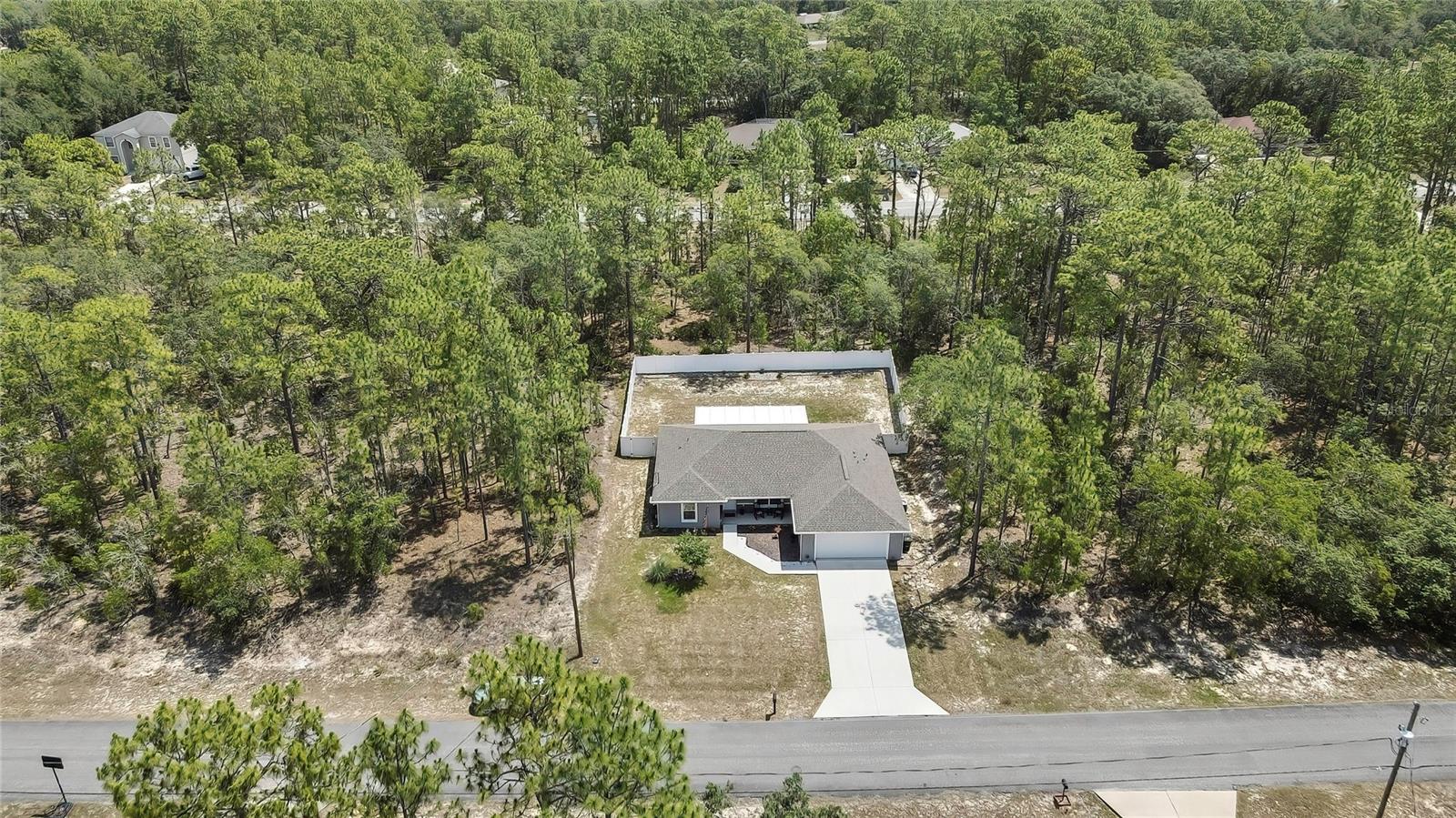 Image 38 of 43 For 5755 Summerfield Point