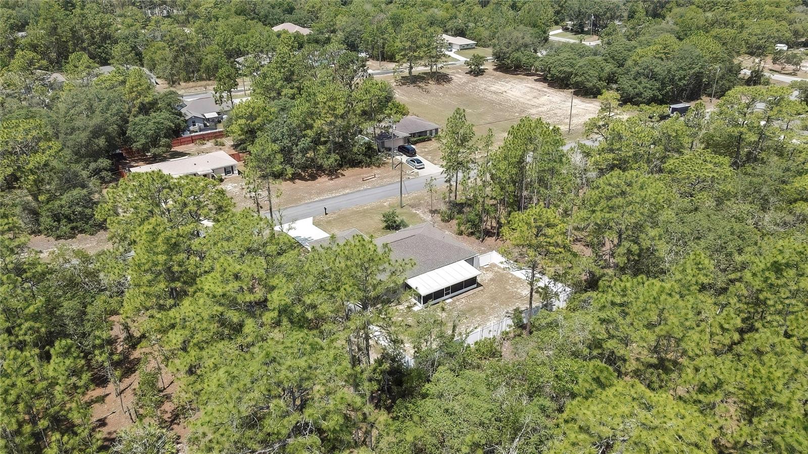 Image 40 of 43 For 5755 Summerfield Point