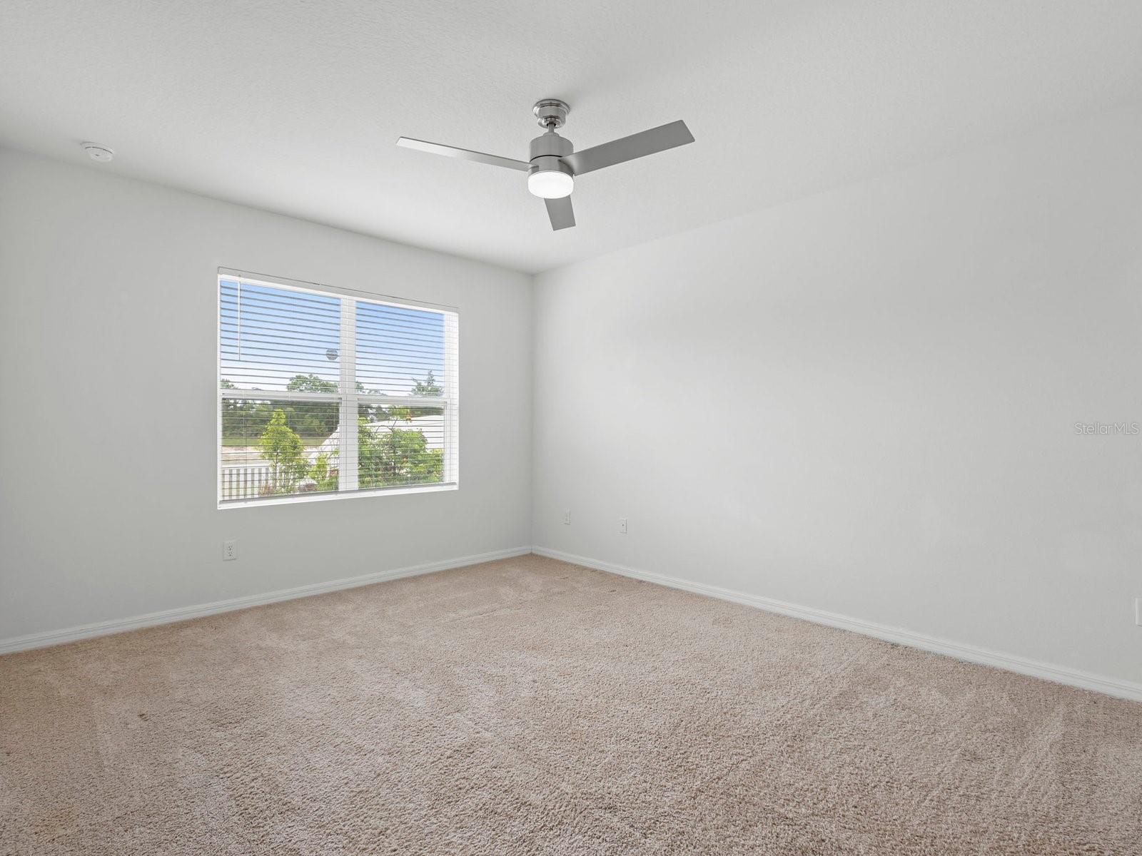 Image 31 of 49 For 341 Alexzander Way