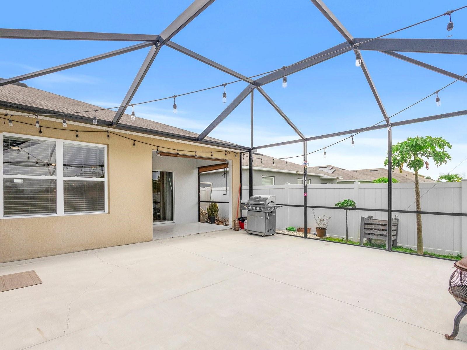 Image 42 of 49 For 341 Alexzander Way
