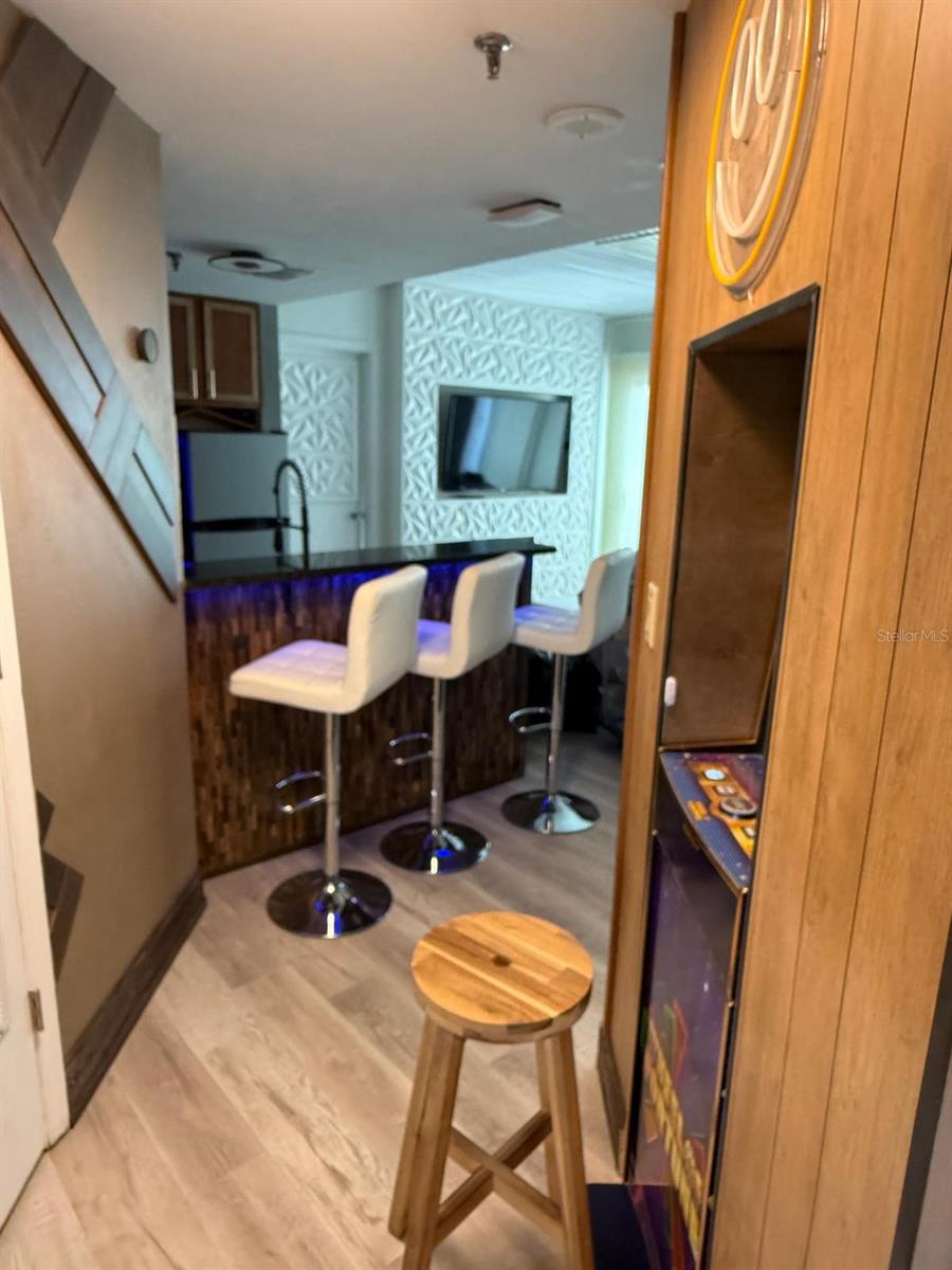Image 7 of 27 For 6165 Carrier Drive 1801