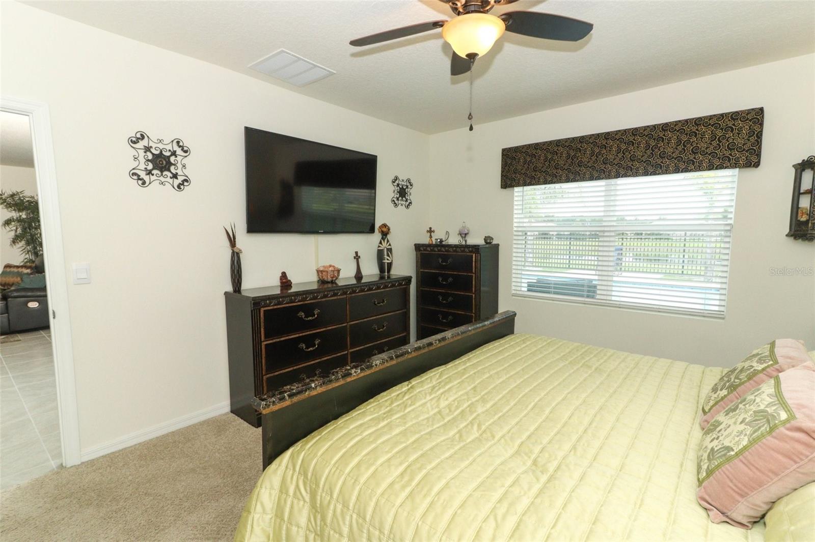 Image 23 of 56 For 1313 Middle Lake Drive