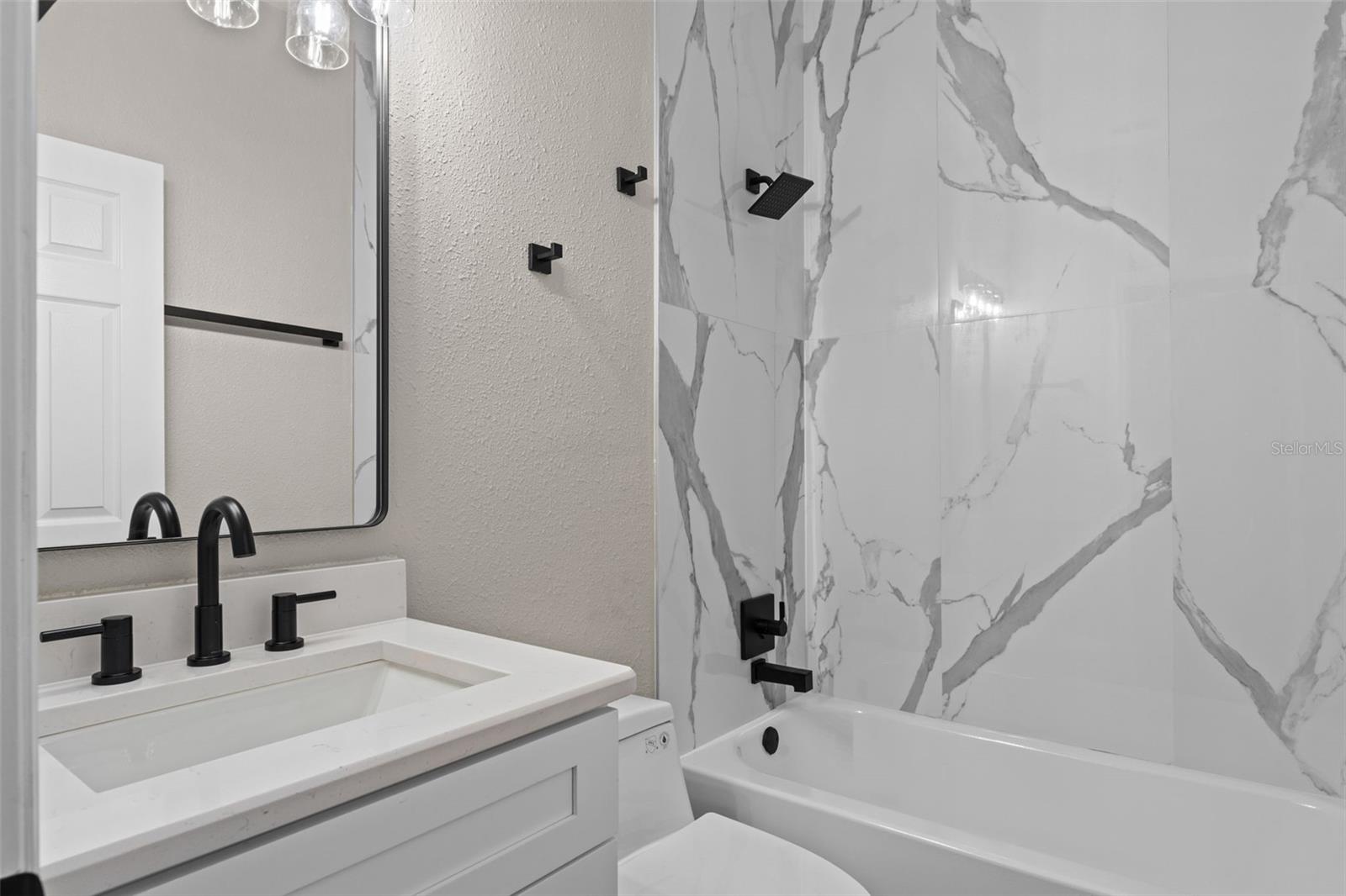 Image 20 of 36 For 461 Black Knight Way