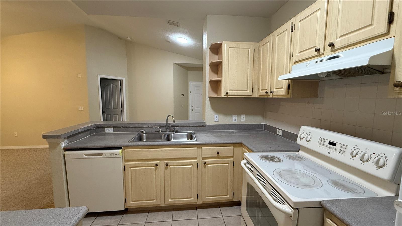 Image 12 of 27 For 2537 Maitland Crossing Way 303