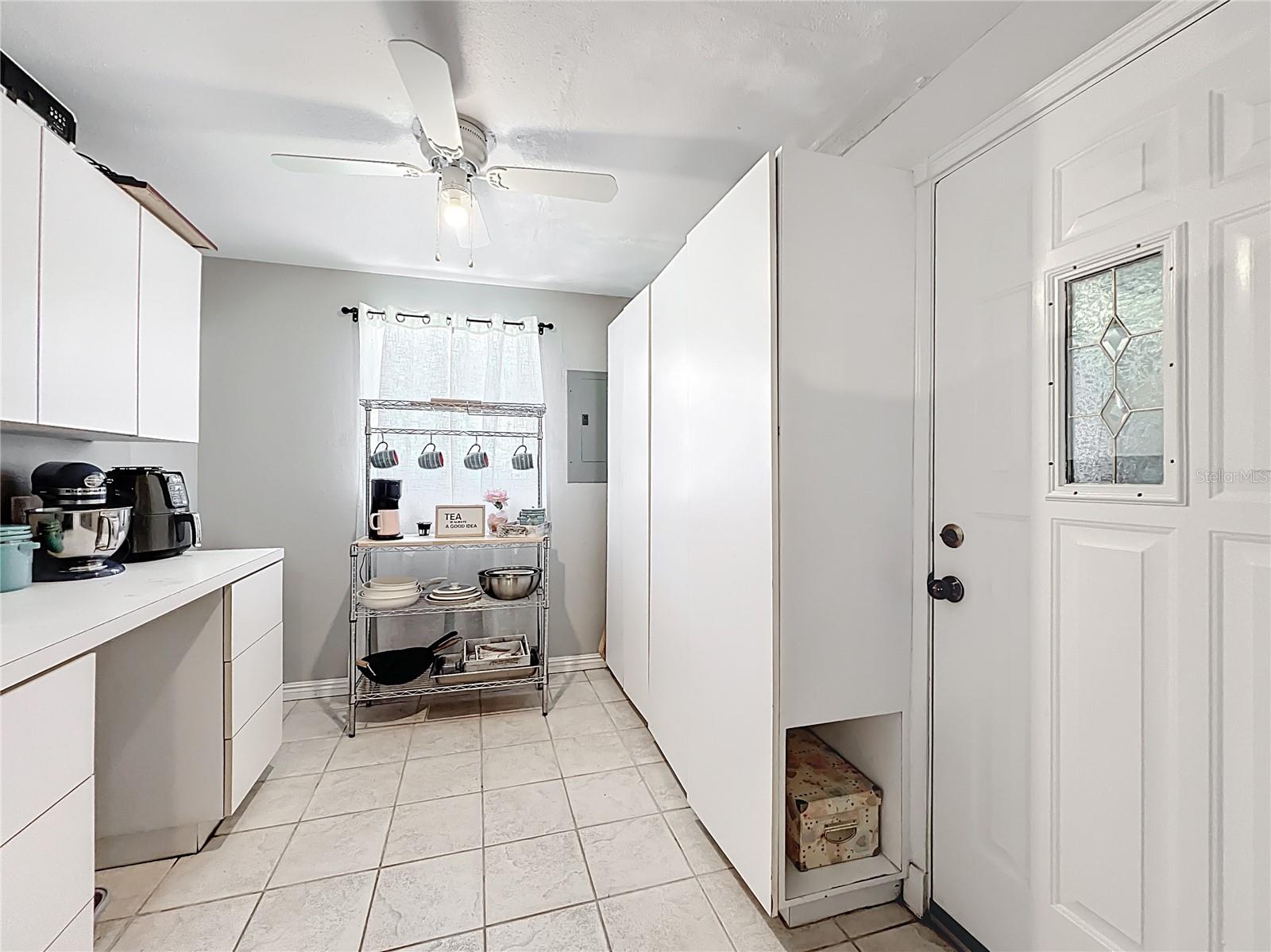 Image 11 of 47 For 7375 Lake Drive