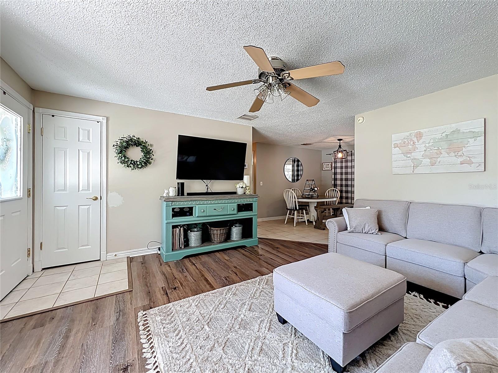 Image 3 of 47 For 7375 Lake Drive