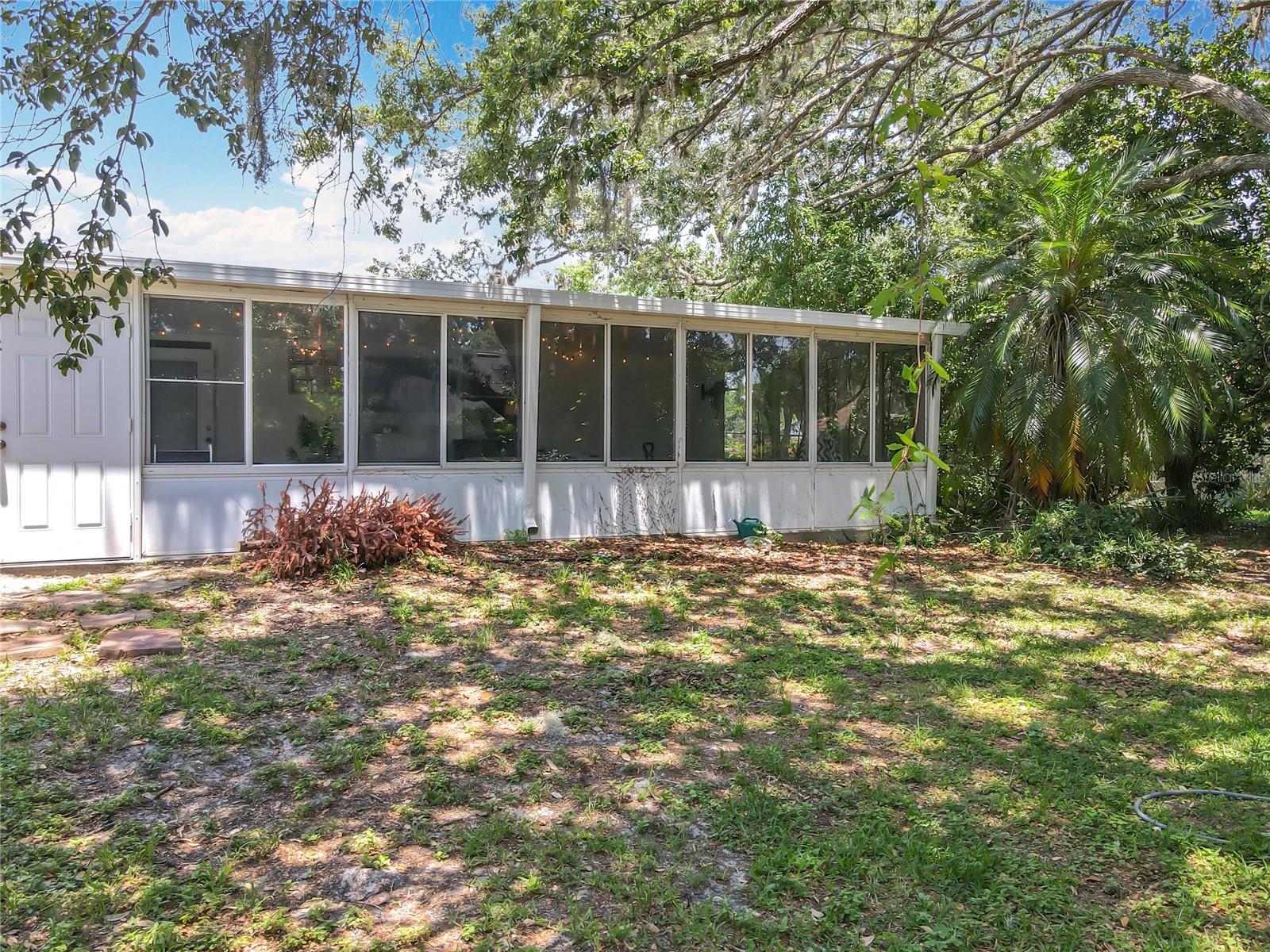 Image 33 of 47 For 7375 Lake Drive