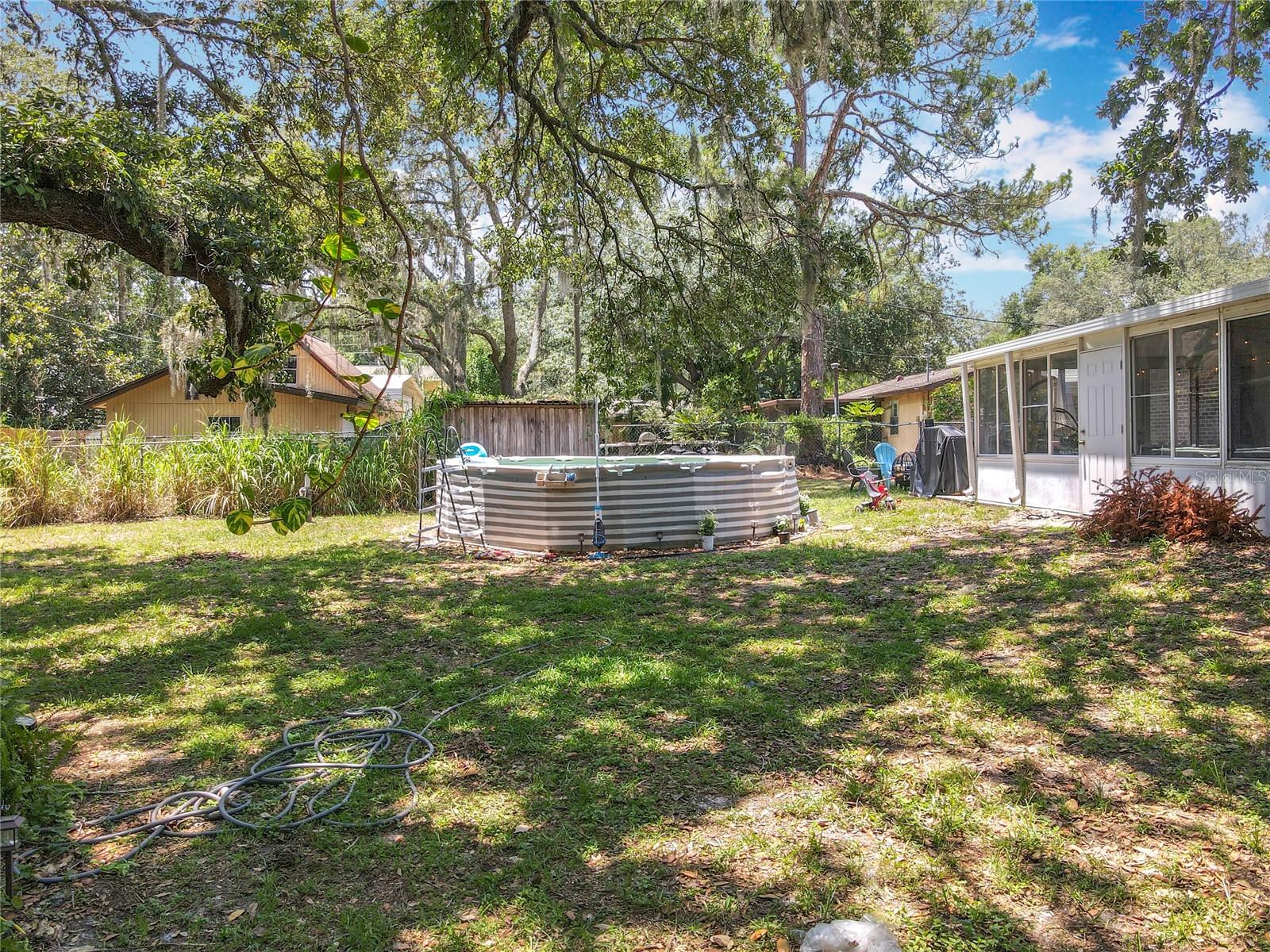 Image 38 of 47 For 7375 Lake Drive