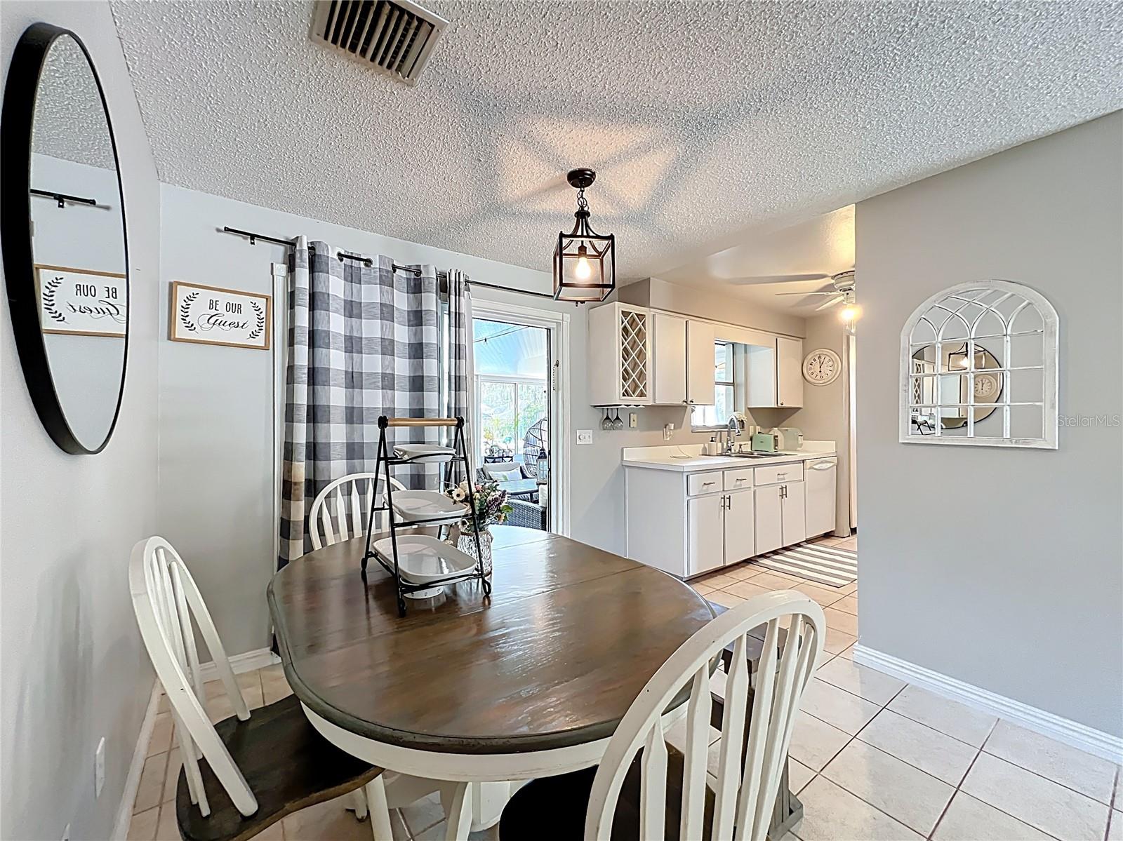 Image 7 of 47 For 7375 Lake Drive