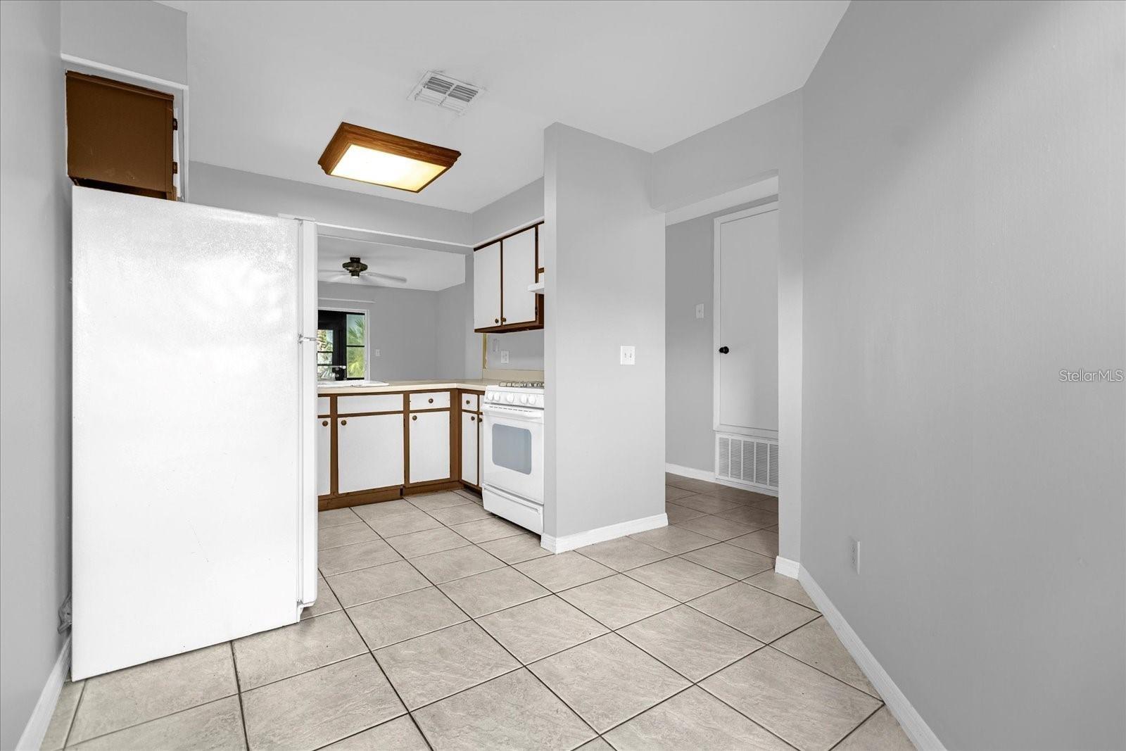 Image 4 of 14 For 10001 Bynum Court