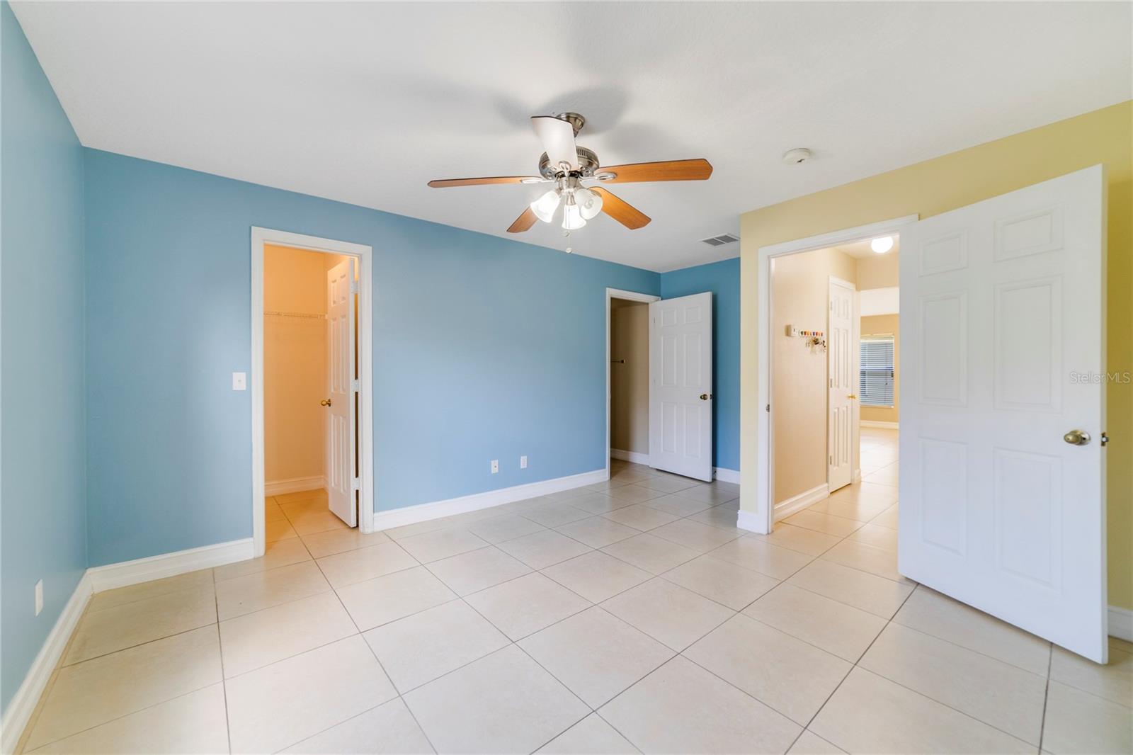 Image 11 of 28 For 806 Sterling Spring Road