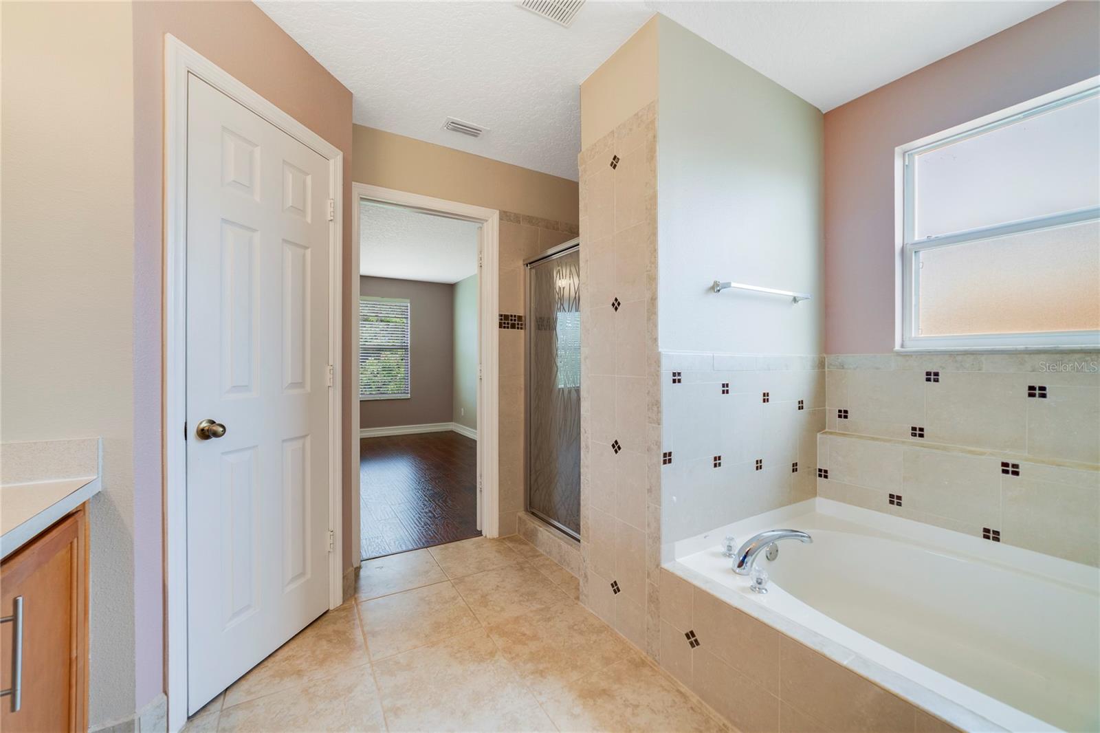 Image 17 of 28 For 806 Sterling Spring Road