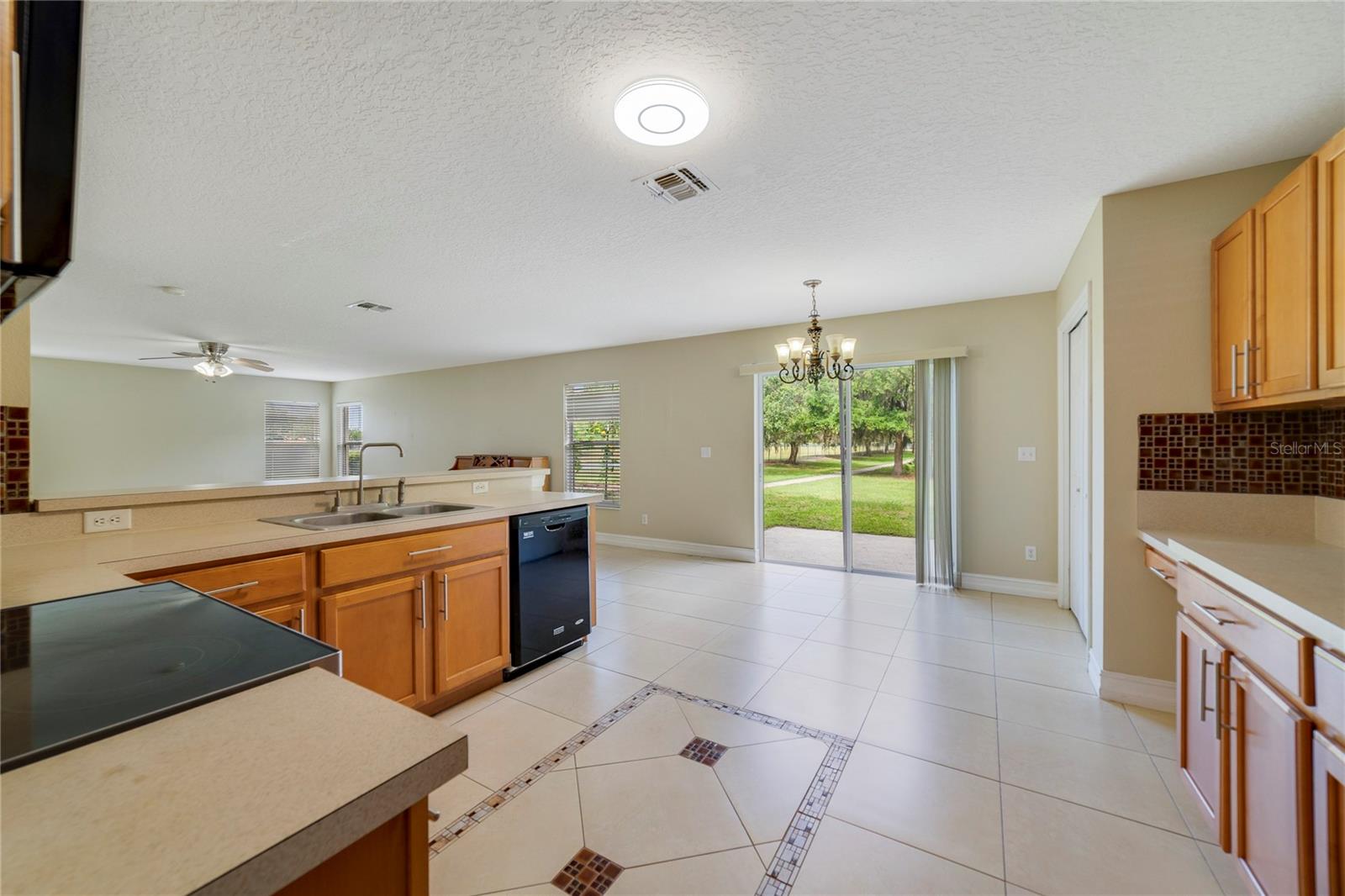 Image 6 of 28 For 806 Sterling Spring Road