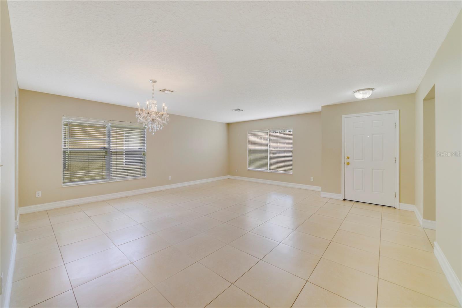 Image 9 of 28 For 806 Sterling Spring Road