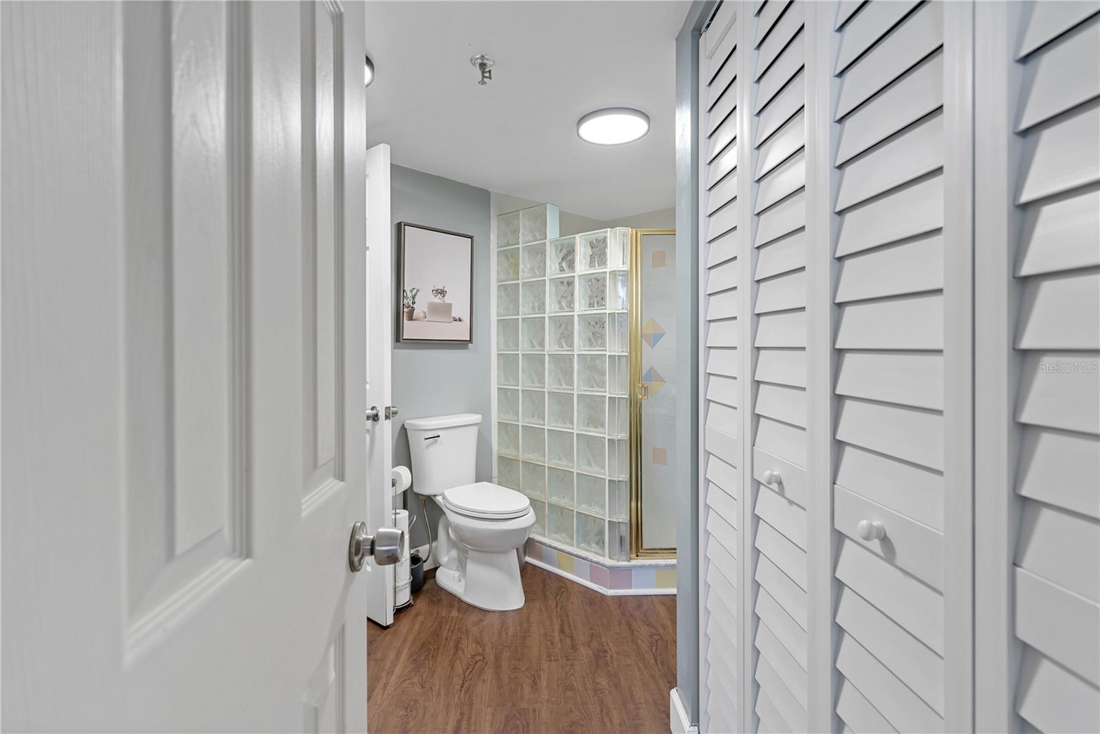 Image 30 of 48 For 400 Colonial Drive 207