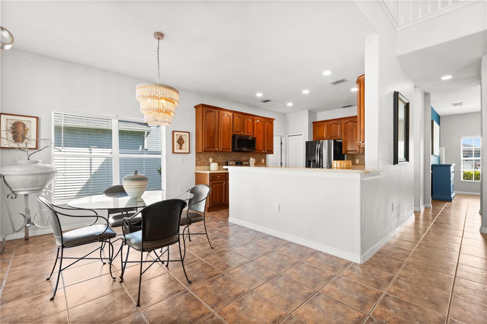 Image 13 of 44 For 4065 Shadowind Way