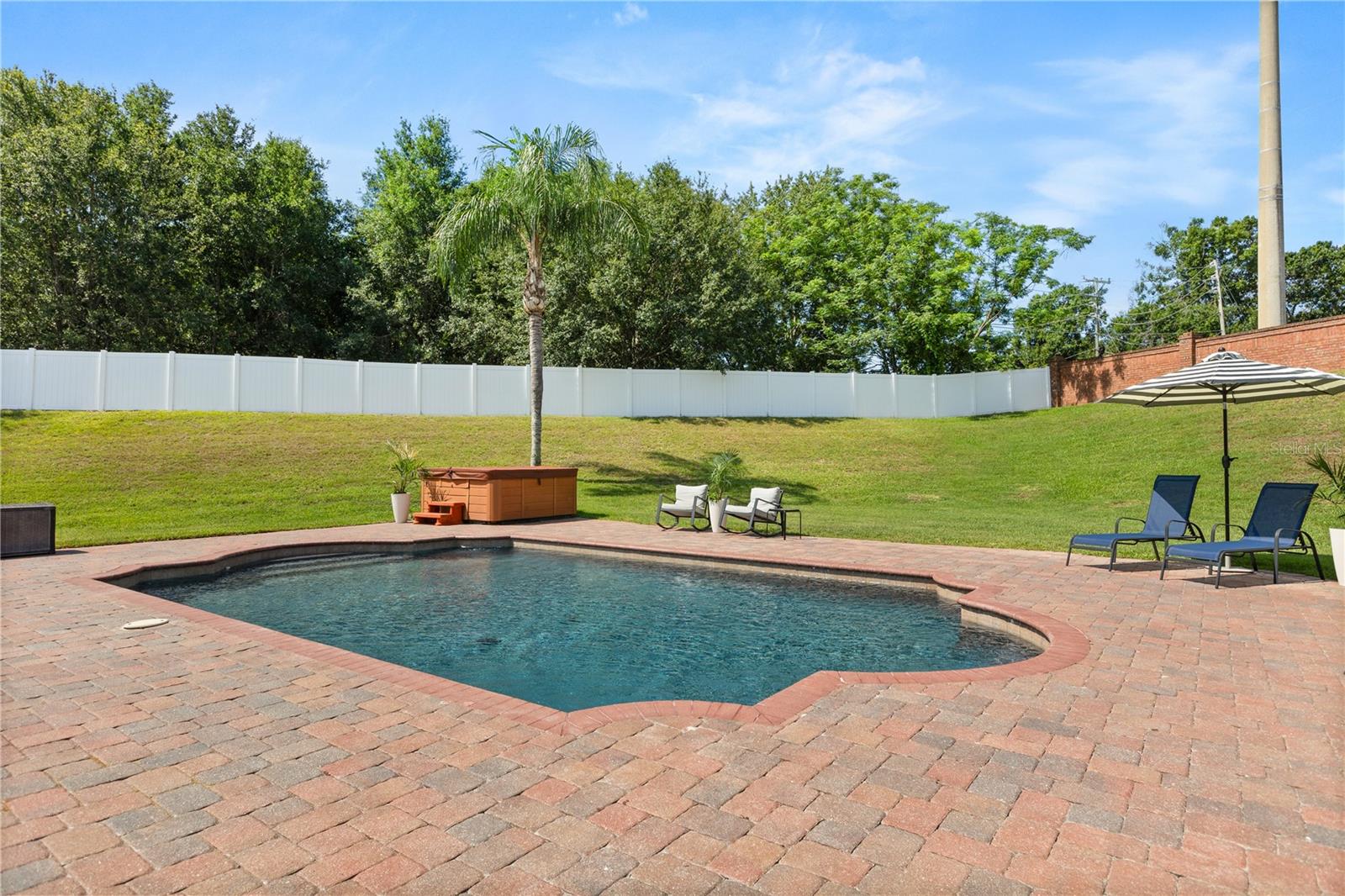 Image 4 of 44 For 4065 Shadowind Way