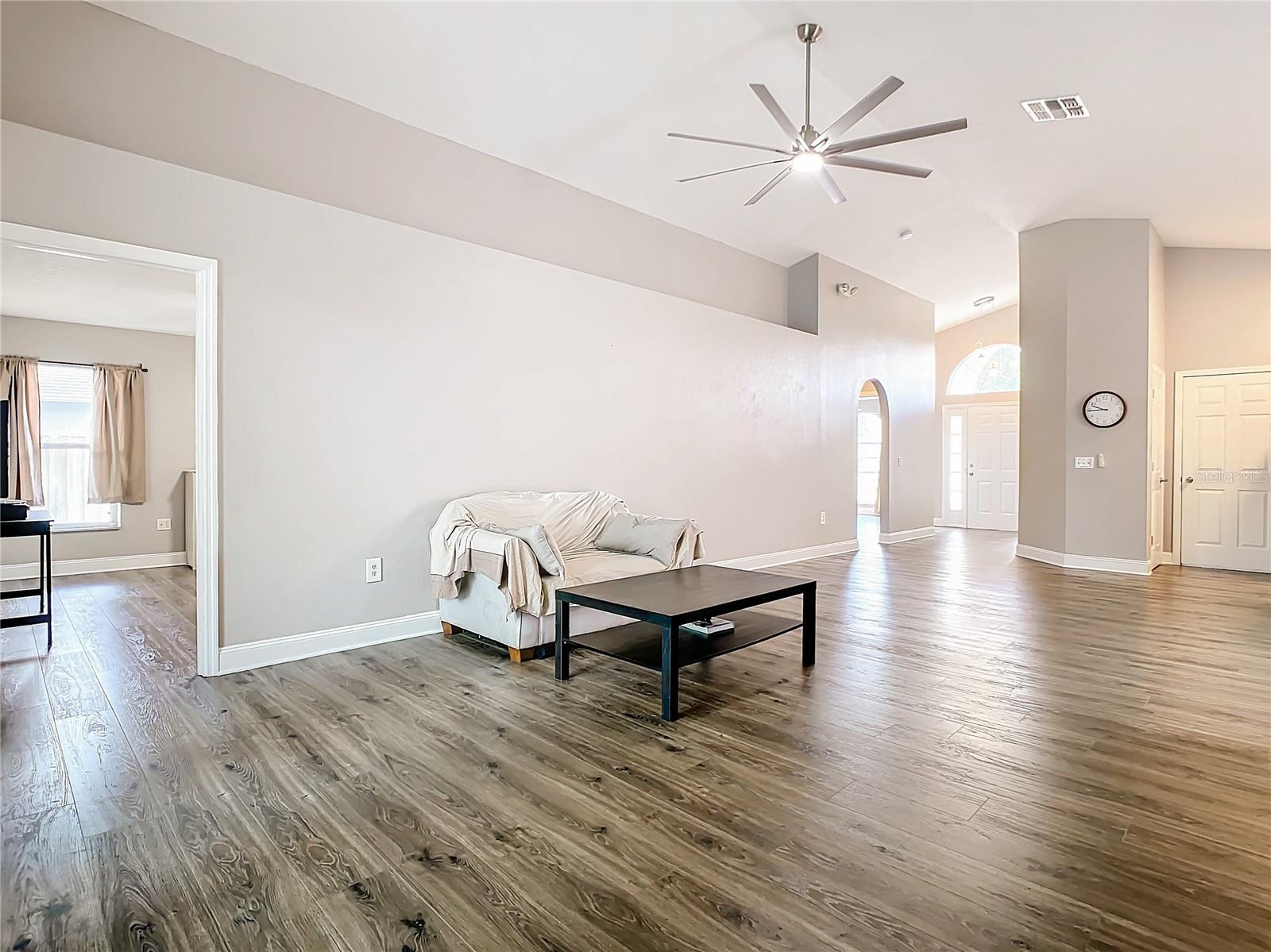 Image 32 of 60 For 2124 Fish Eagle Street