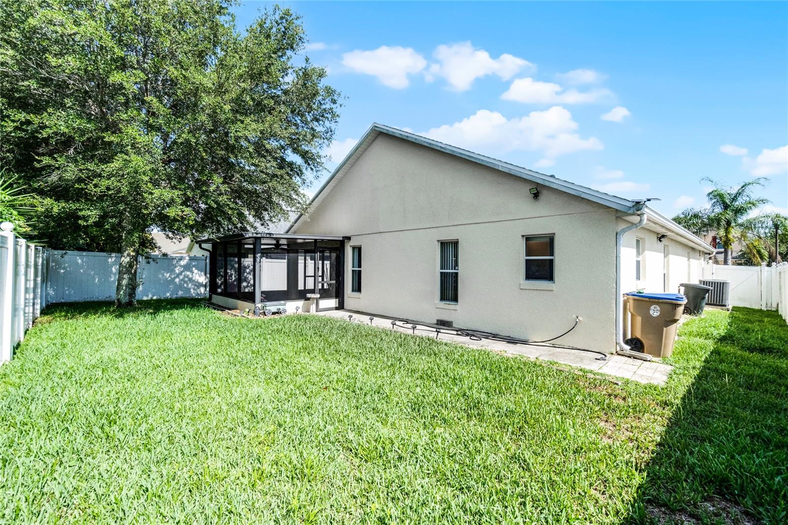 Image 34 of 45 For 2729 Stanwood Drive