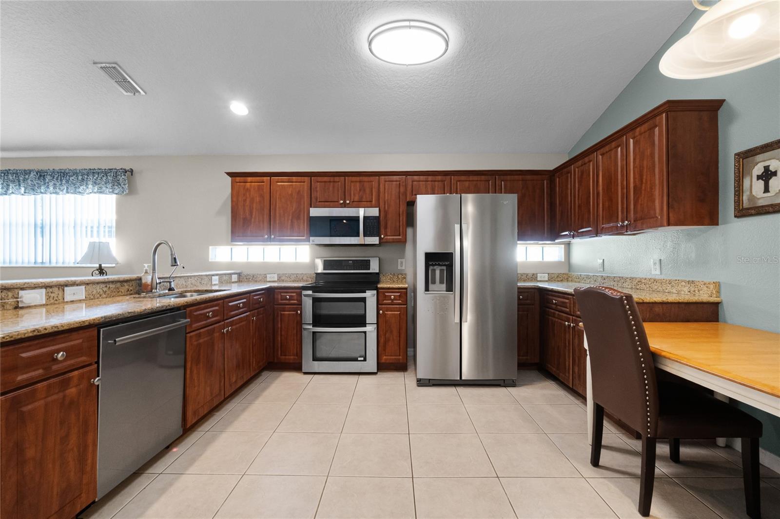 Image 8 of 45 For 2729 Stanwood Drive