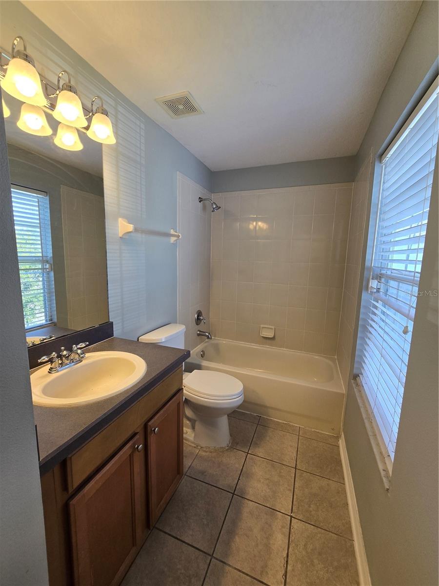 Image 12 of 23 For 1754 Fritwell Court