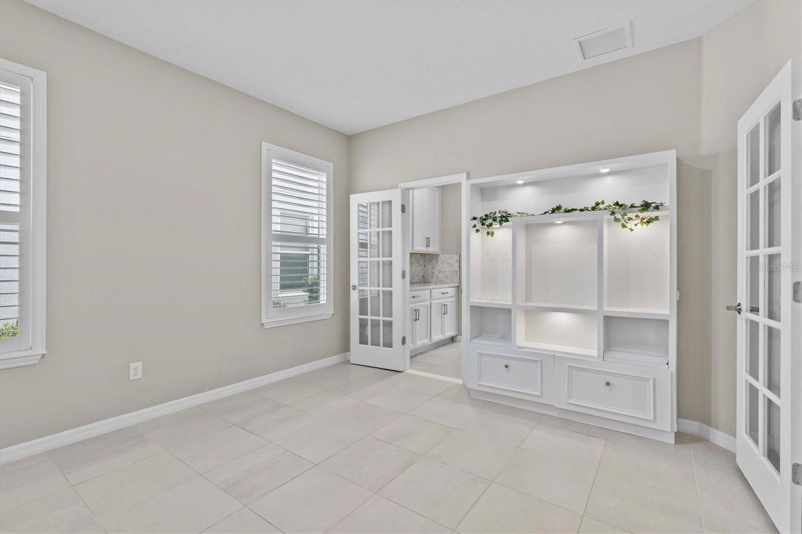 Listing photo id 14 for 10516 Tranquil Meadow Loop
