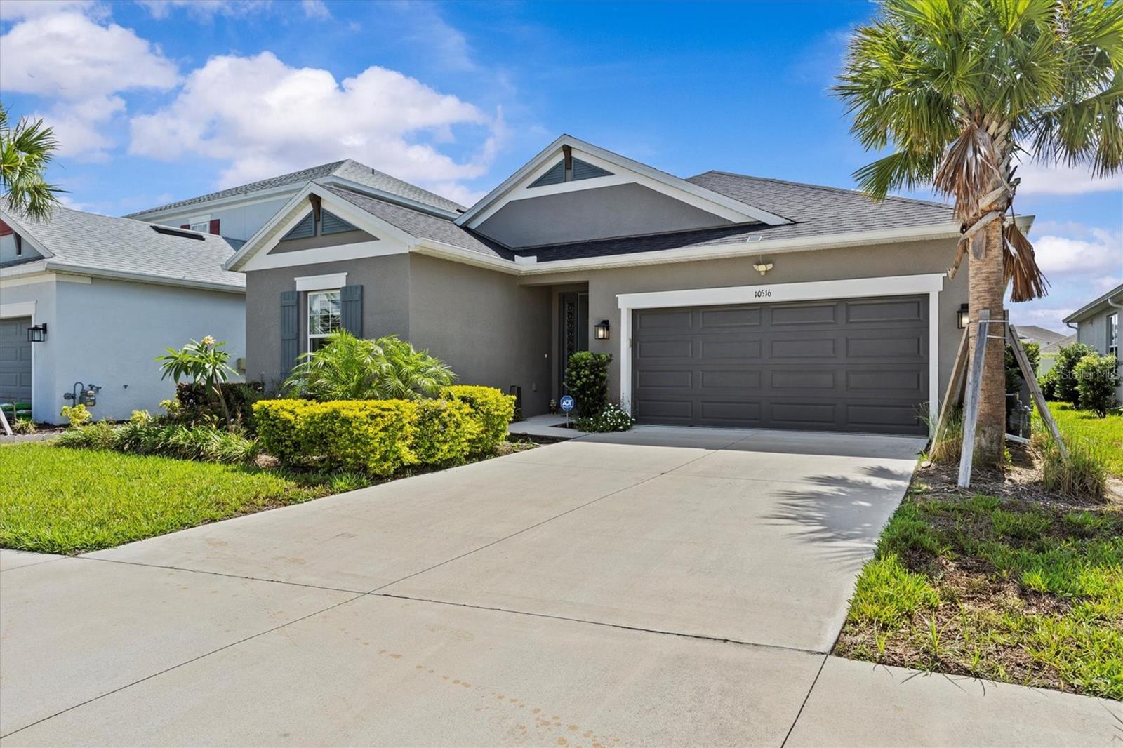Listing photo id 2 for 10516 Tranquil Meadow Loop