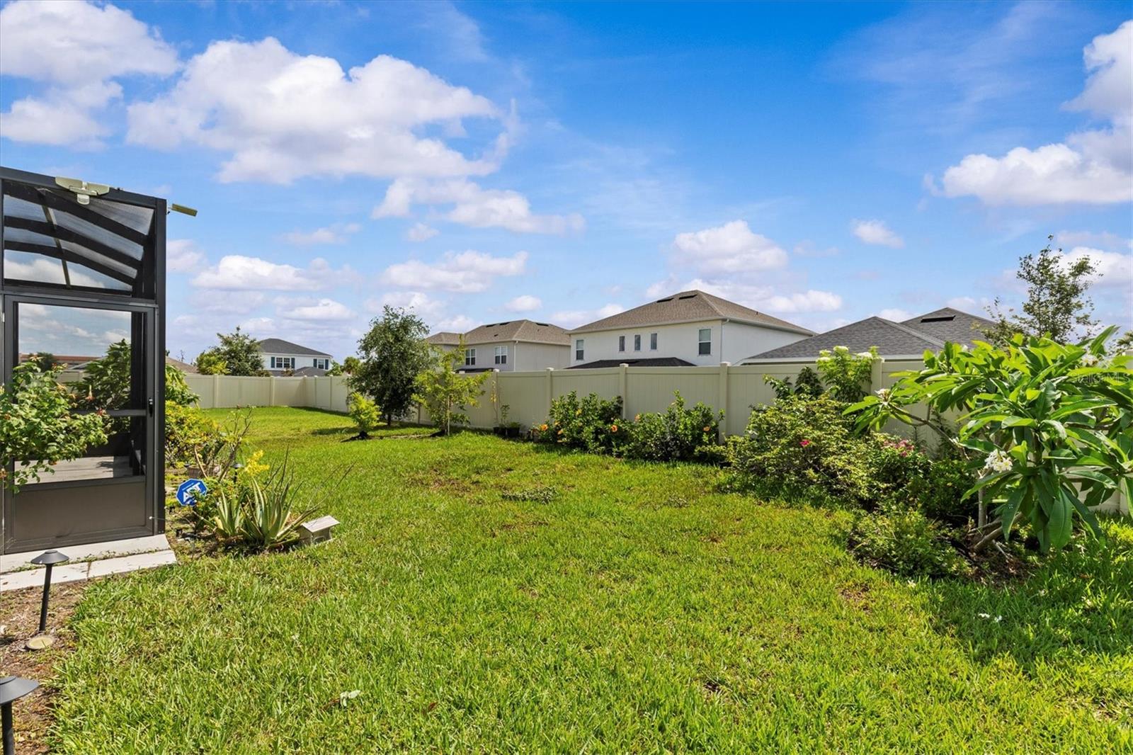 Listing photo id 57 for 10516 Tranquil Meadow Loop