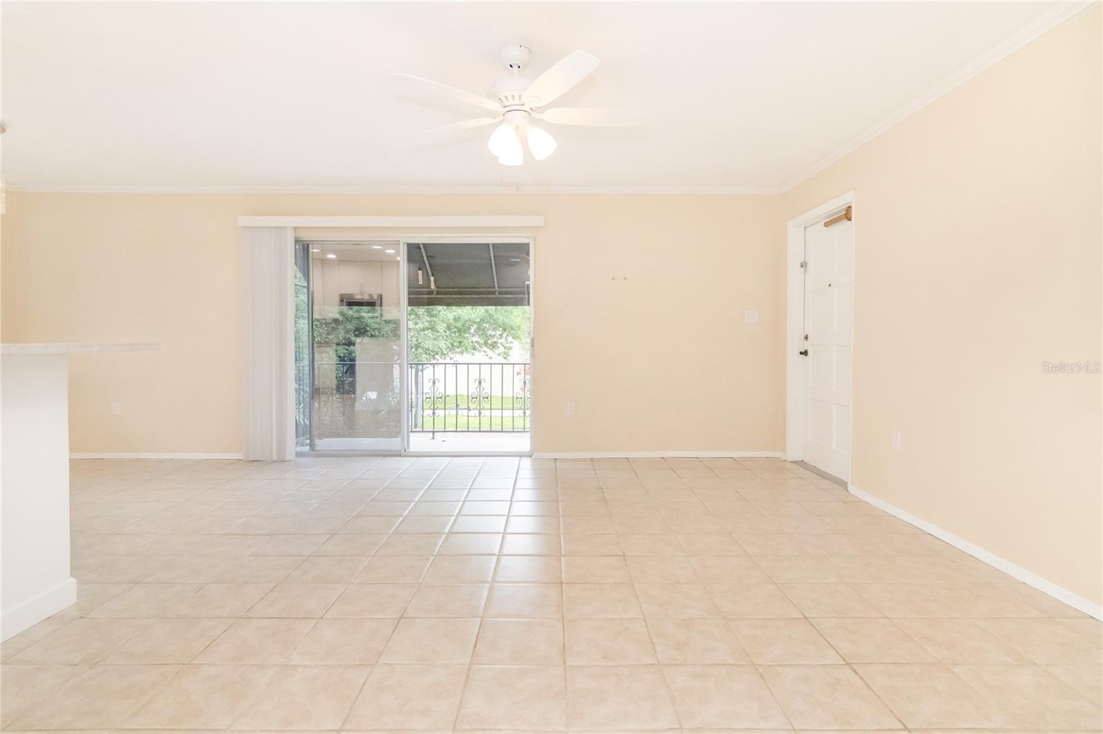 Image 5 of 26 For 644 Knowles Avenue 8