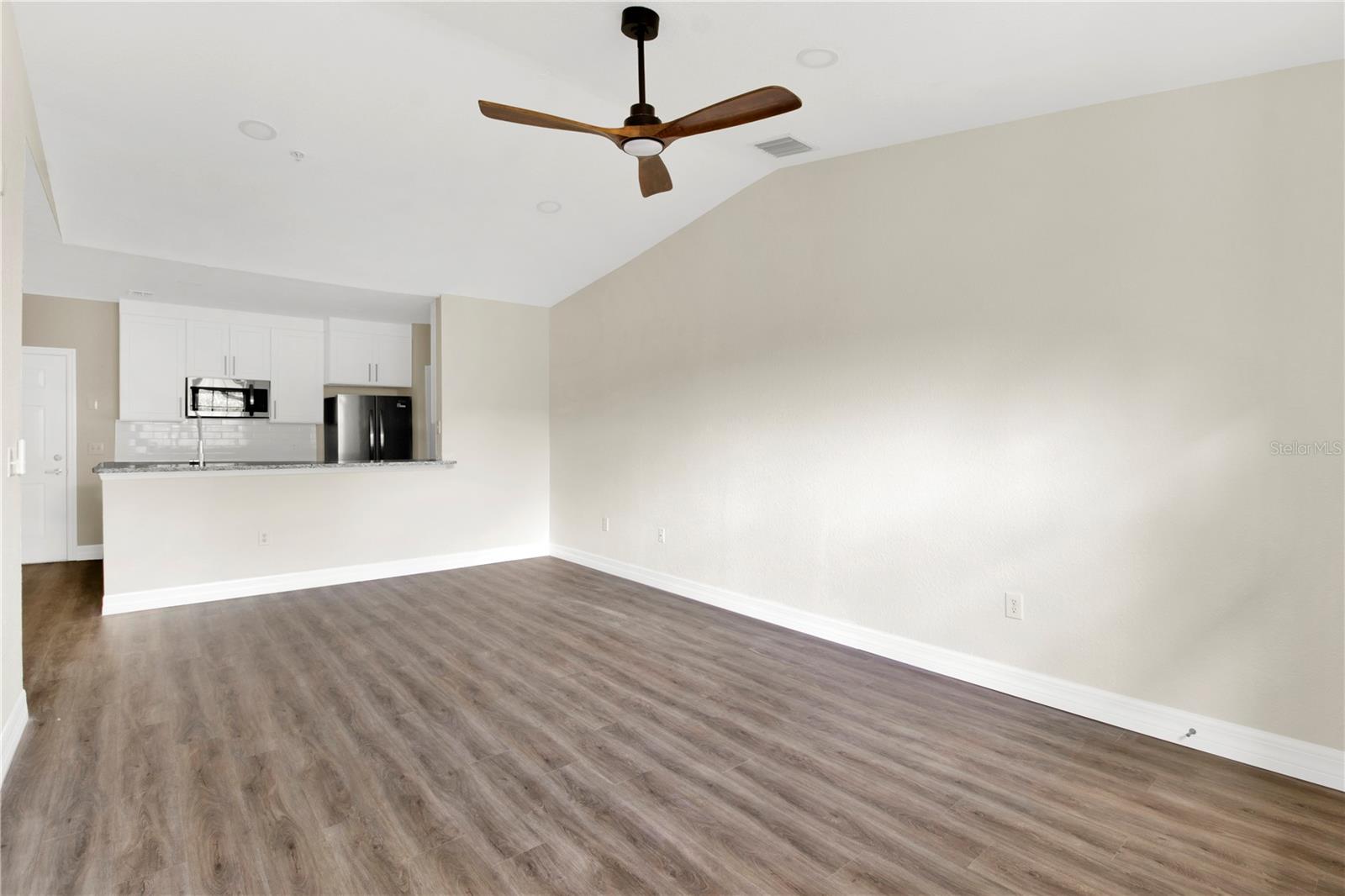 Image 11 of 24 For 5550 Michigan Street 2310