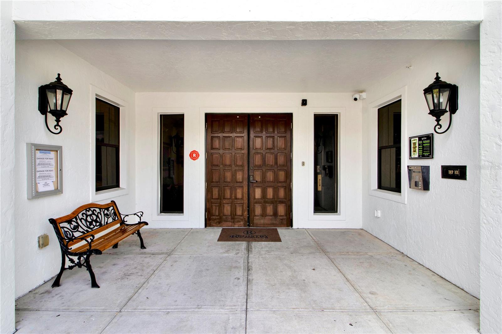 Image 4 of 24 For 5550 Michigan Street 2310