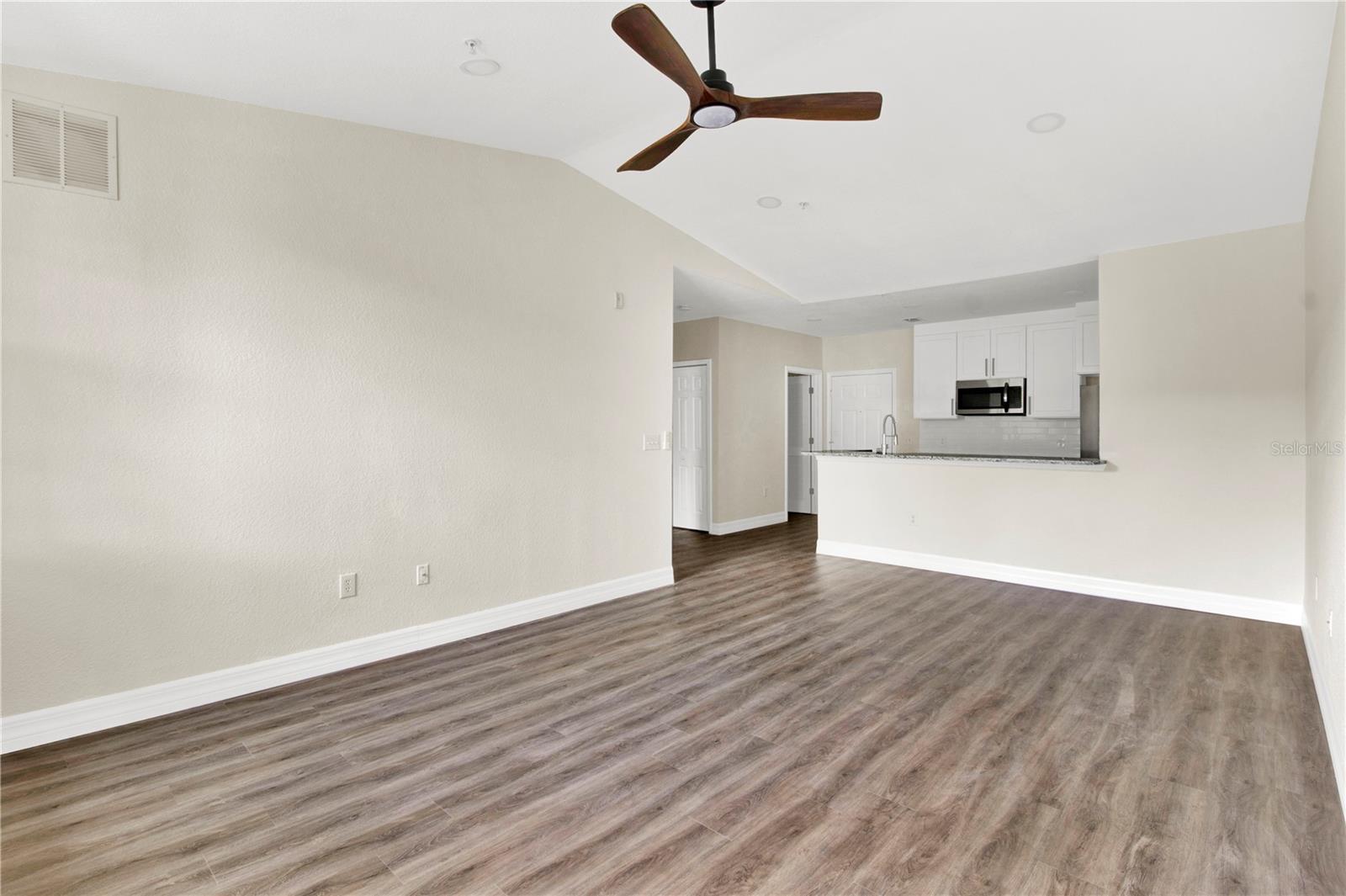 Image 9 of 24 For 5550 Michigan Street 2310