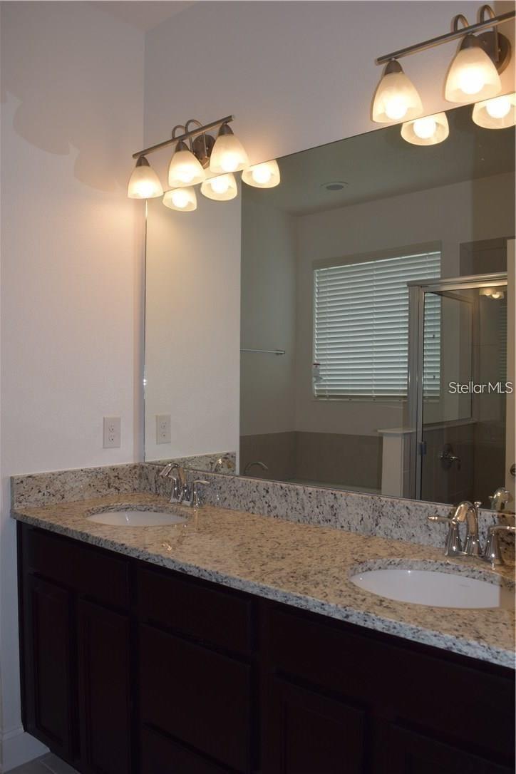 Image 11 of 18 For 15419 Murcott Blossom Boulevard