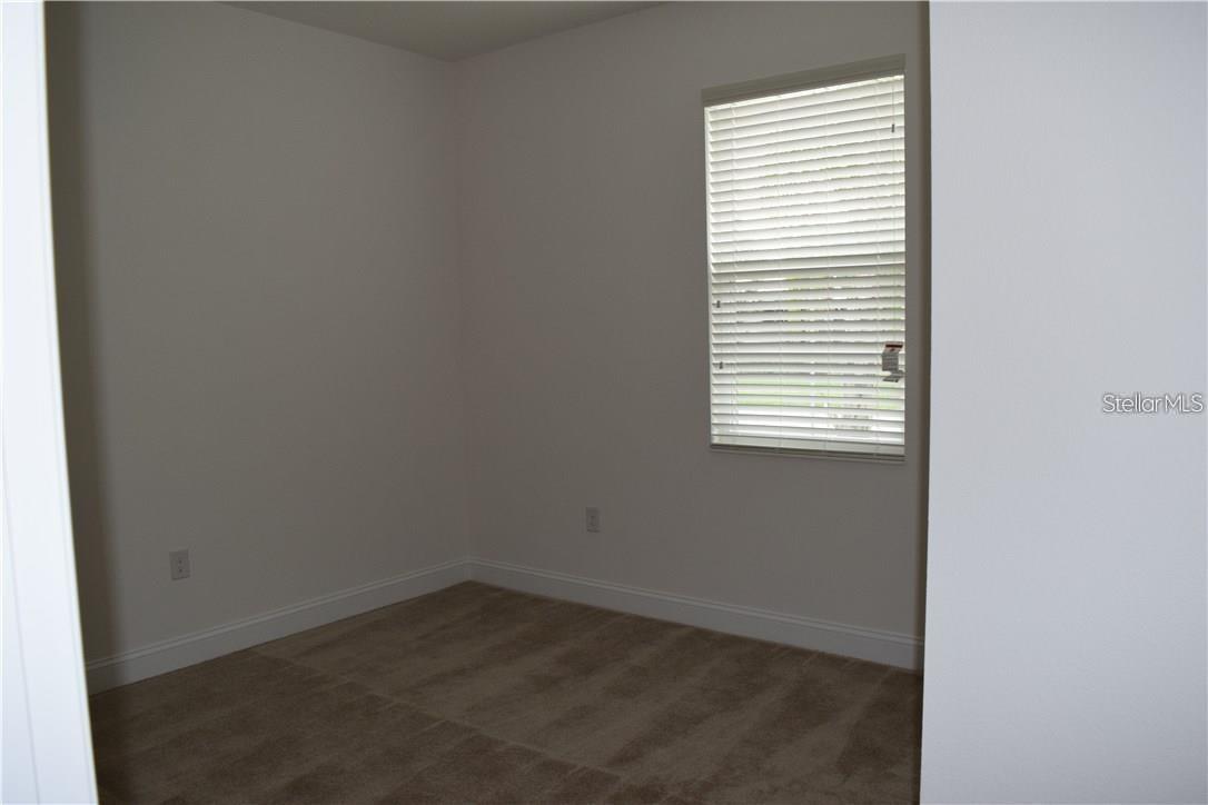 Image 4 of 18 For 15419 Murcott Blossom Boulevard