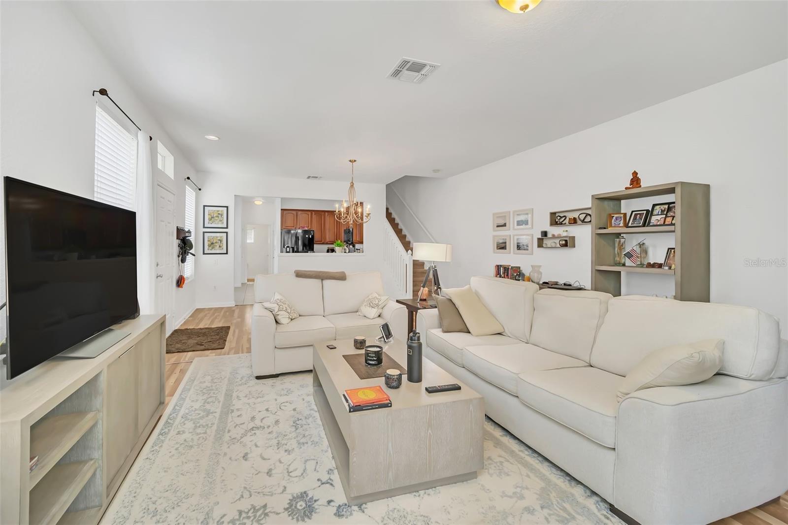 Image 10 of 36 For 7143 Cadiz Boulevard