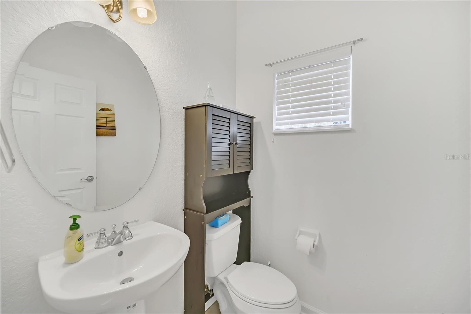 Image 18 of 36 For 7143 Cadiz Boulevard