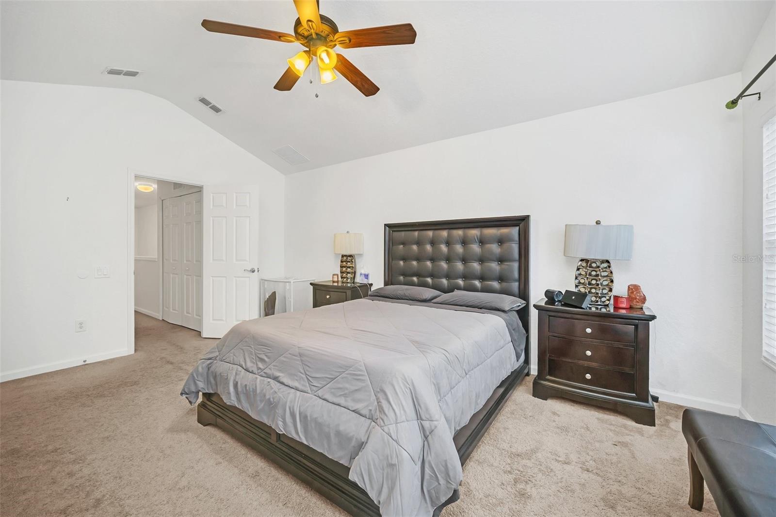 Image 20 of 36 For 7143 Cadiz Boulevard