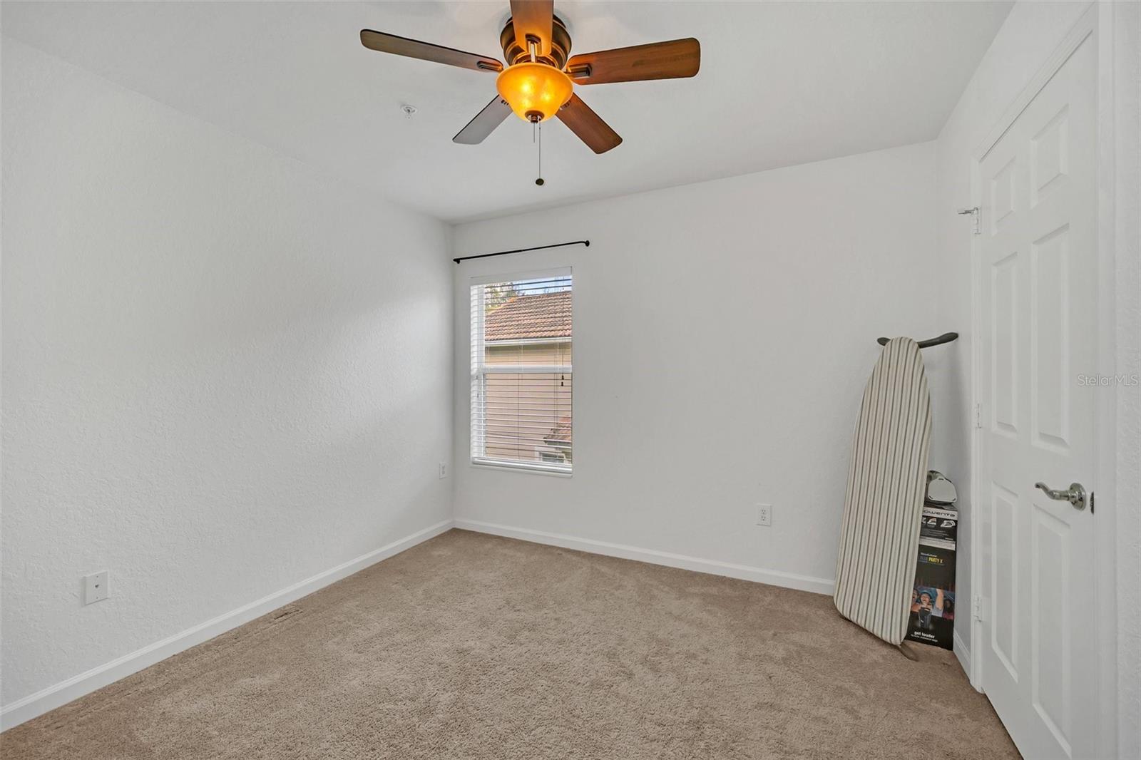 Image 27 of 36 For 7143 Cadiz Boulevard