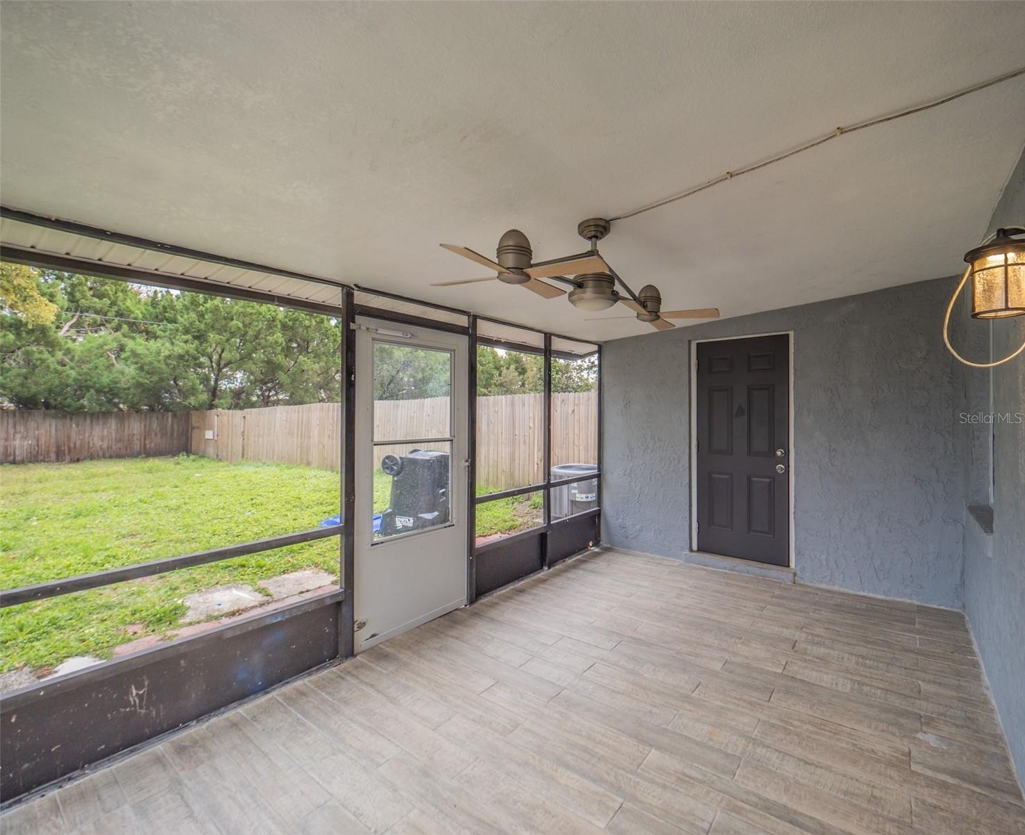 Image 26 of 33 For 2419 Rio Pinar Lakes Boulevard