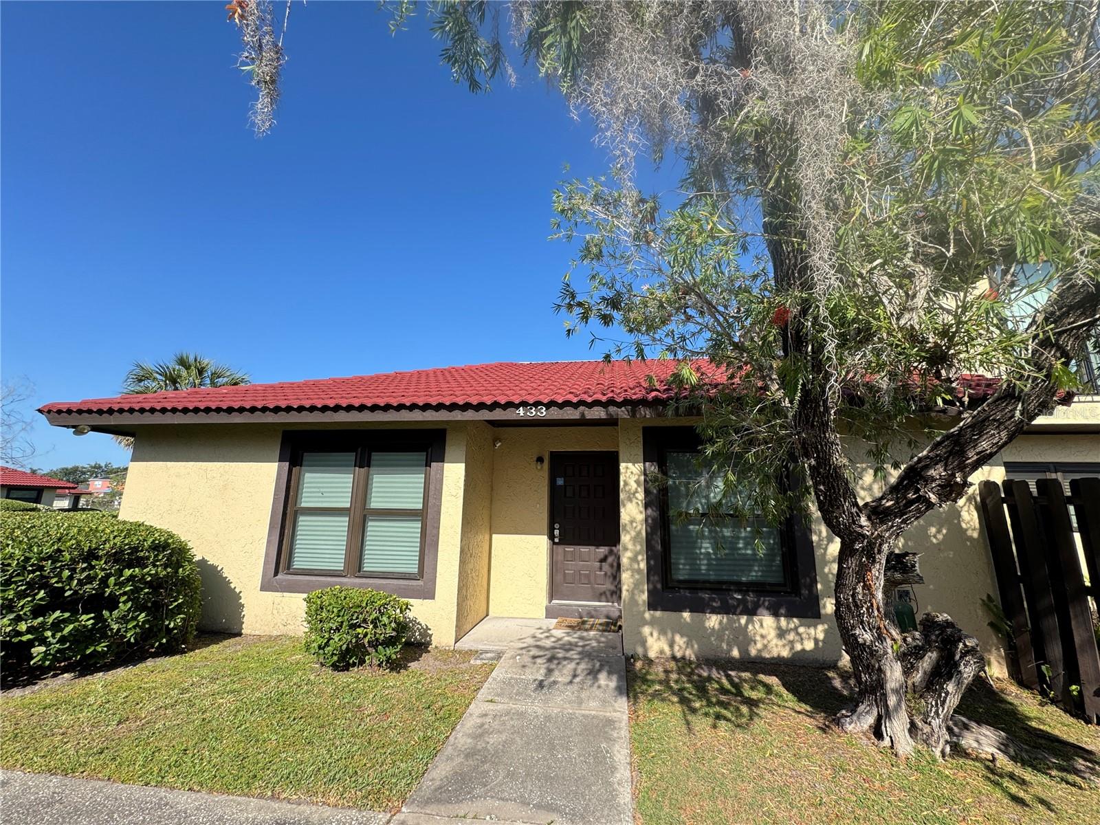 Details for 433 Hunter Circle Circle, KISSIMMEE, FL 34758