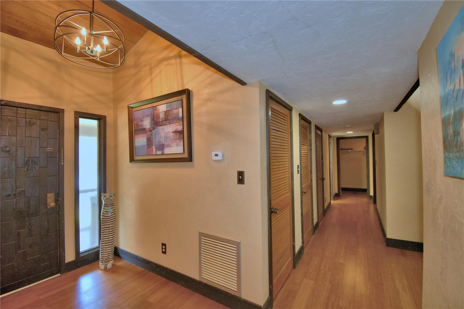 Image 14 of 35 For 5027 Sherwood Lane 3937