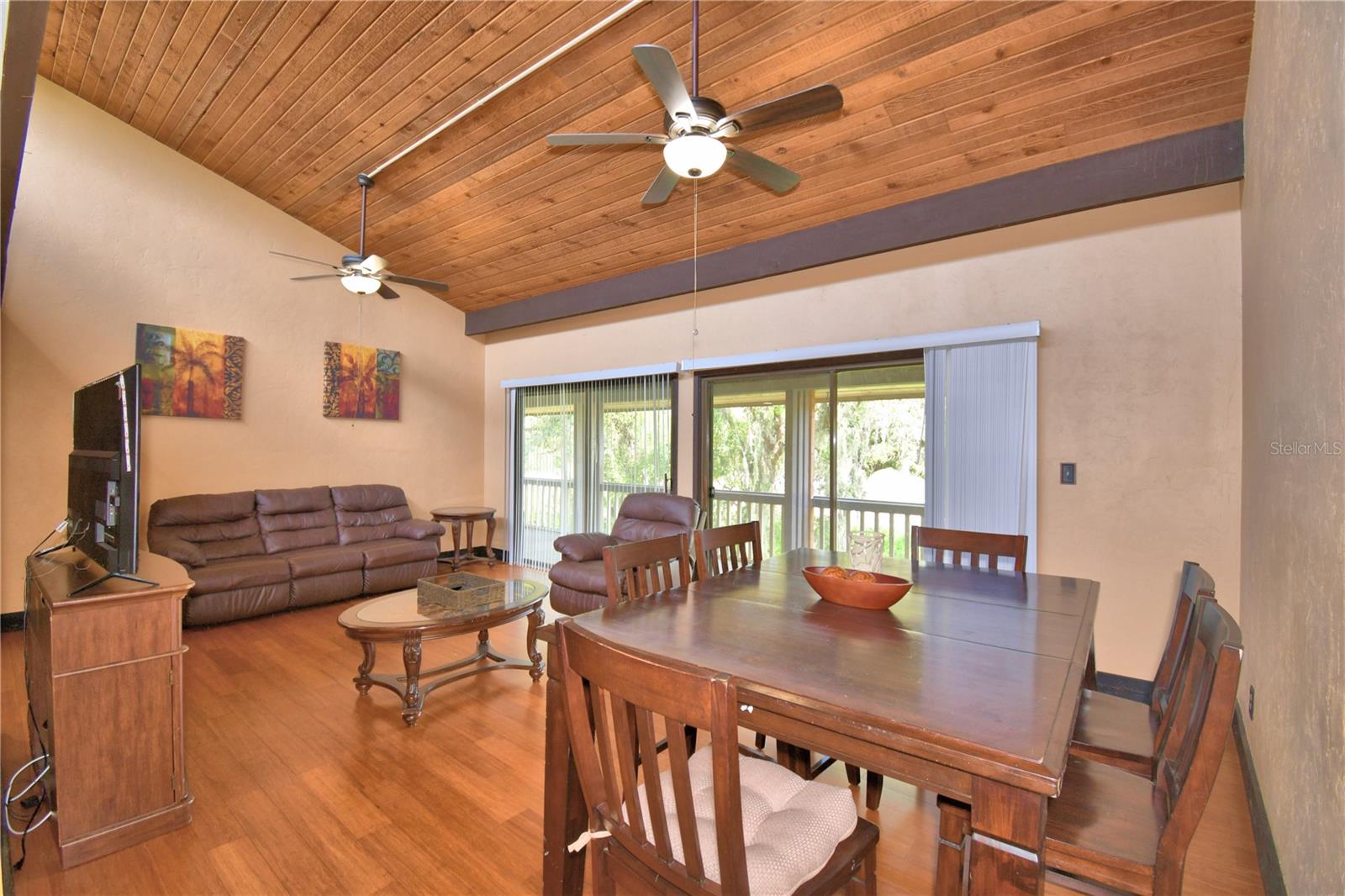 Image 18 of 35 For 5027 Sherwood Lane 3937