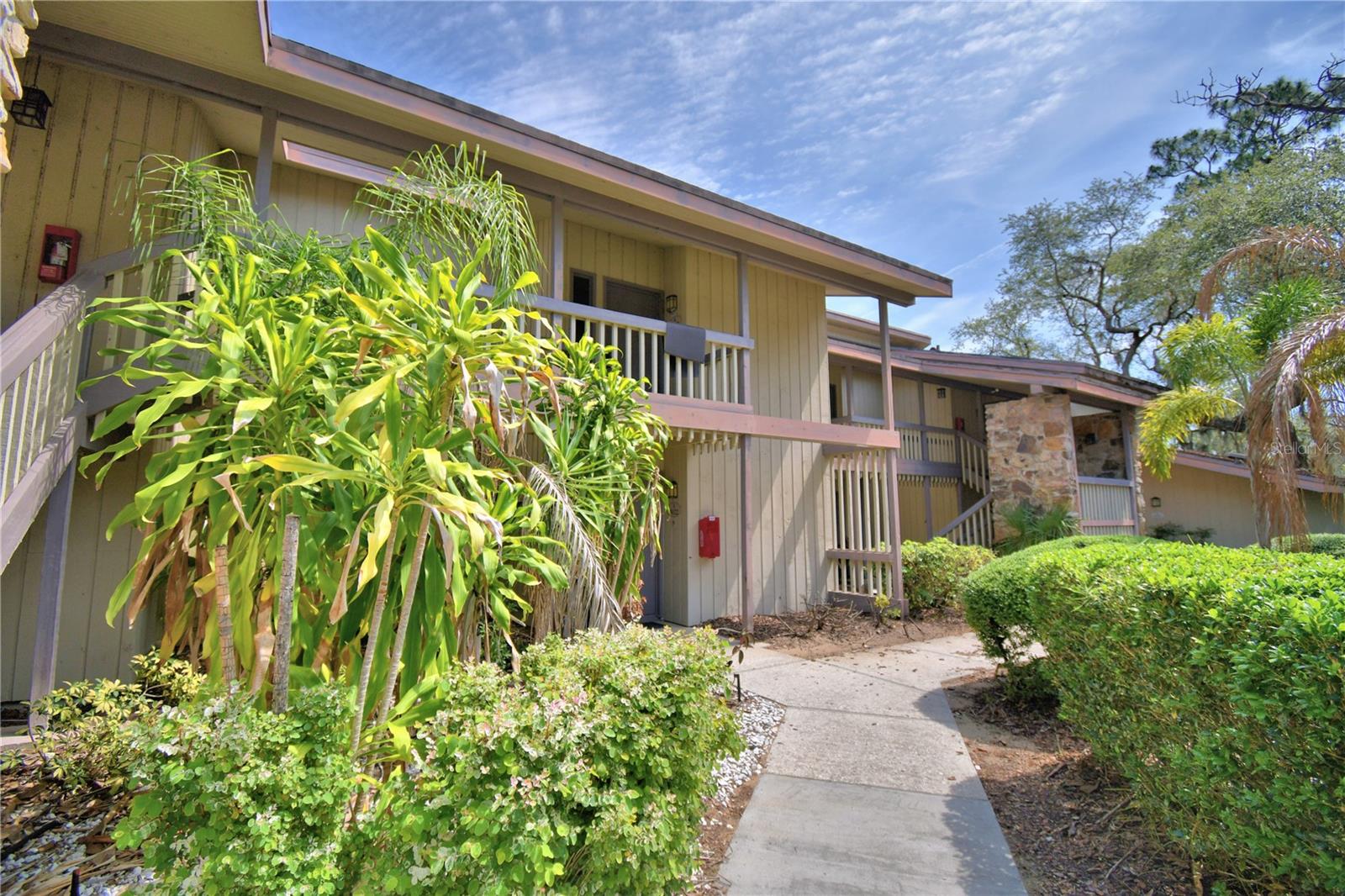Image 2 of 35 For 5027 Sherwood Lane 3937