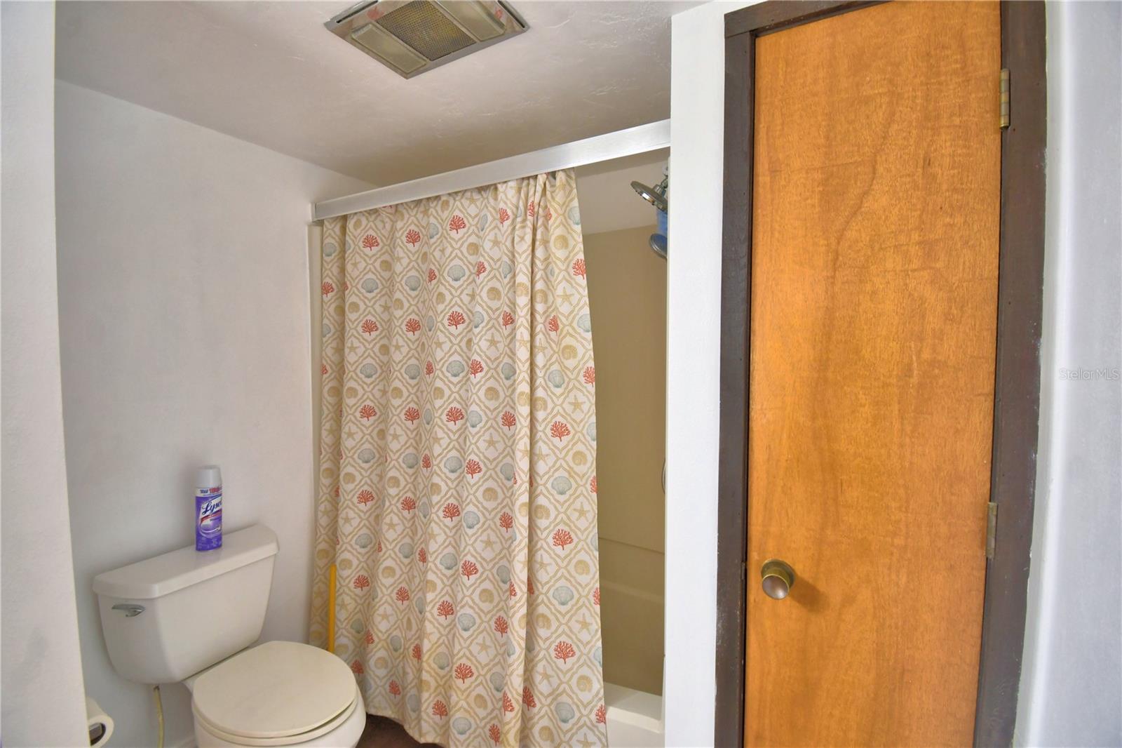 Image 21 of 35 For 5027 Sherwood Lane 3937