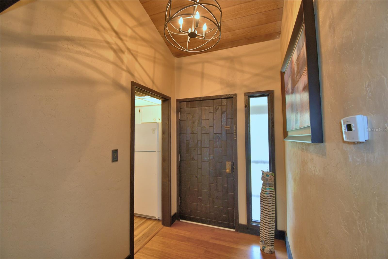 Image 6 of 35 For 5027 Sherwood Lane 3937