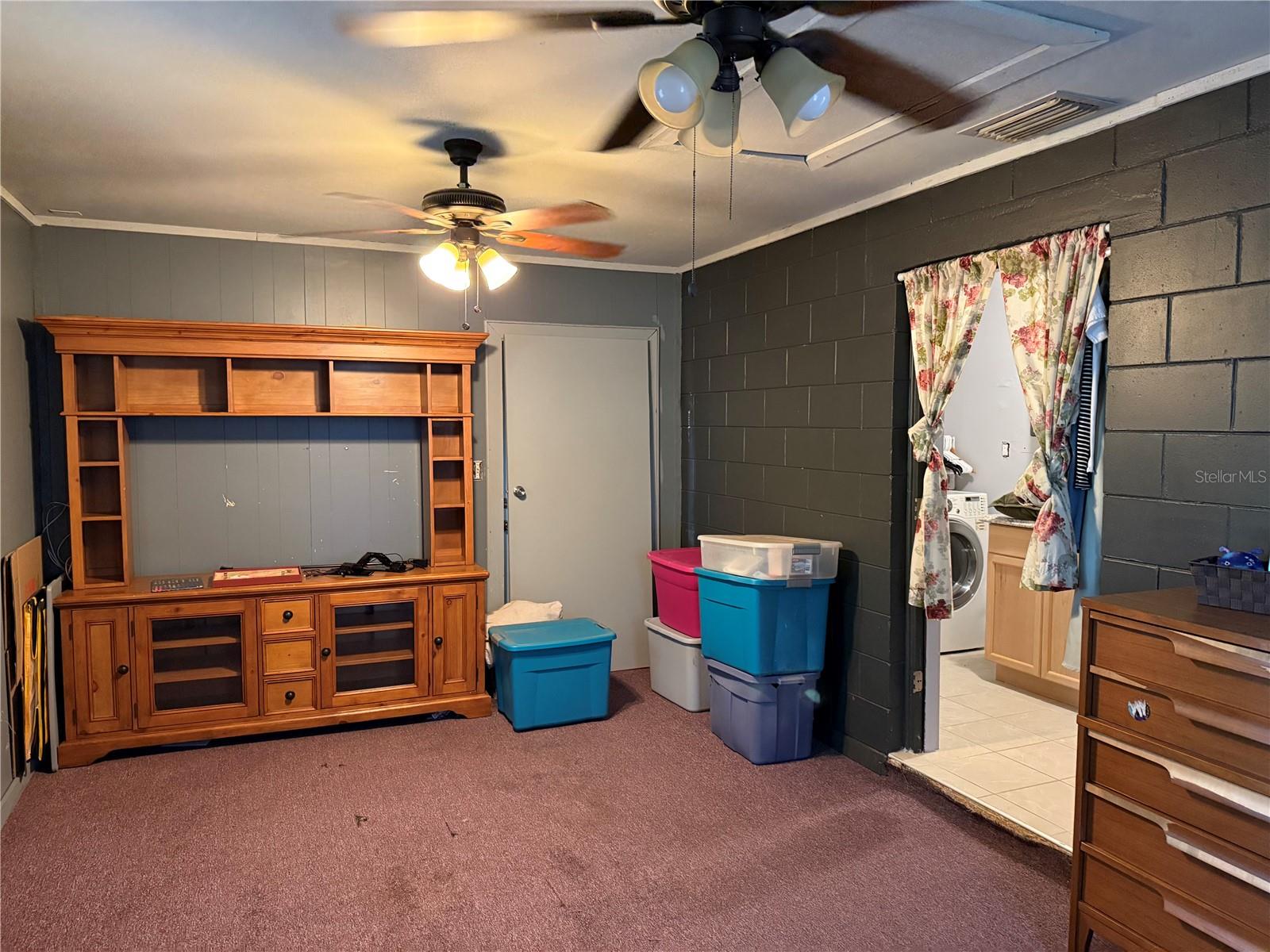 Image 25 of 59 For 11314 Huggins Street