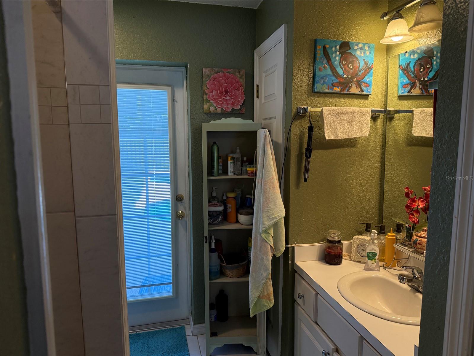 Image 42 of 59 For 11314 Huggins Street